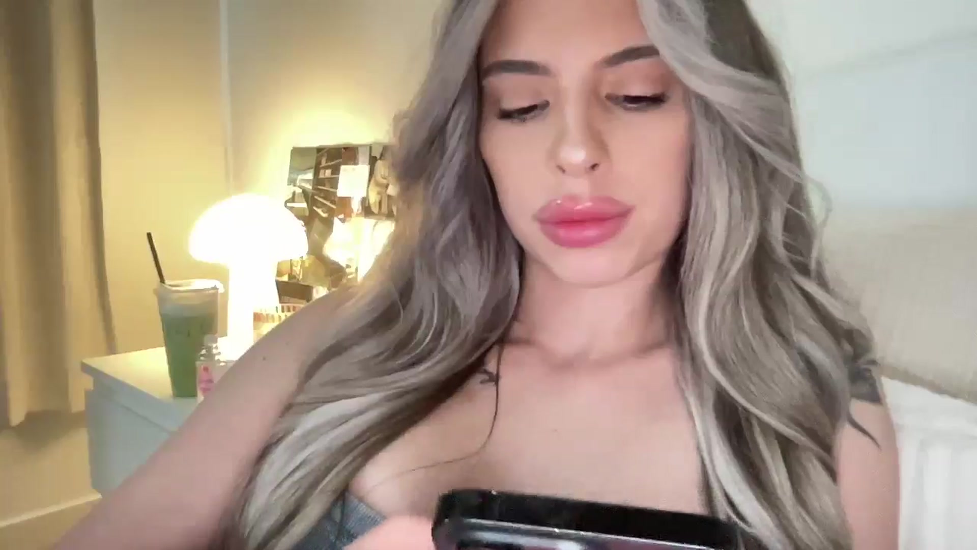 Gallery image thumbnail from aryaaxo's myfreecams stream on, 02/21/2025, 19:17 image 7 of 20