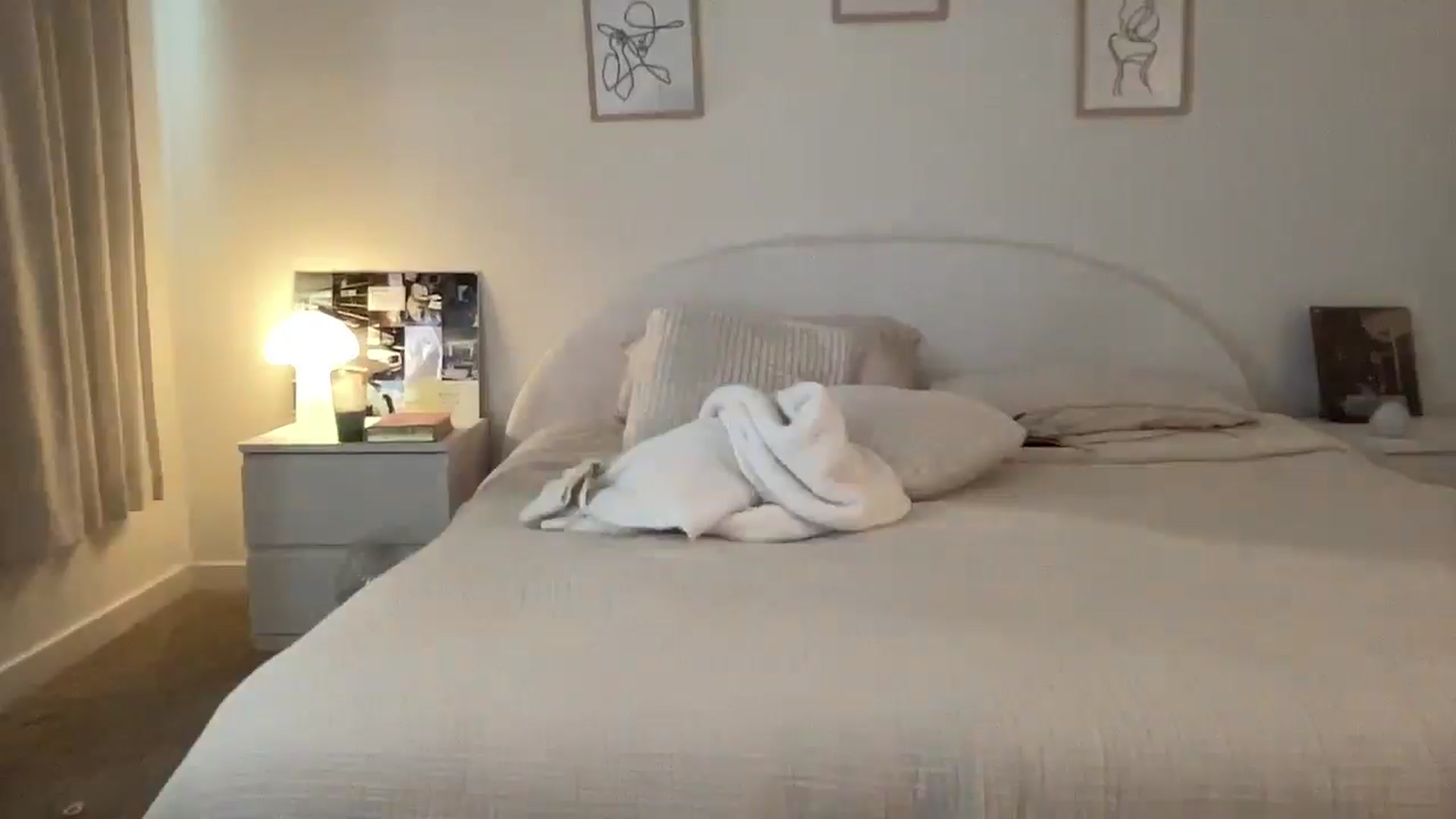 Gallery image thumbnail from aryaaxo's myfreecams stream on, 03/11/2025, 19:48 image 12 of 20