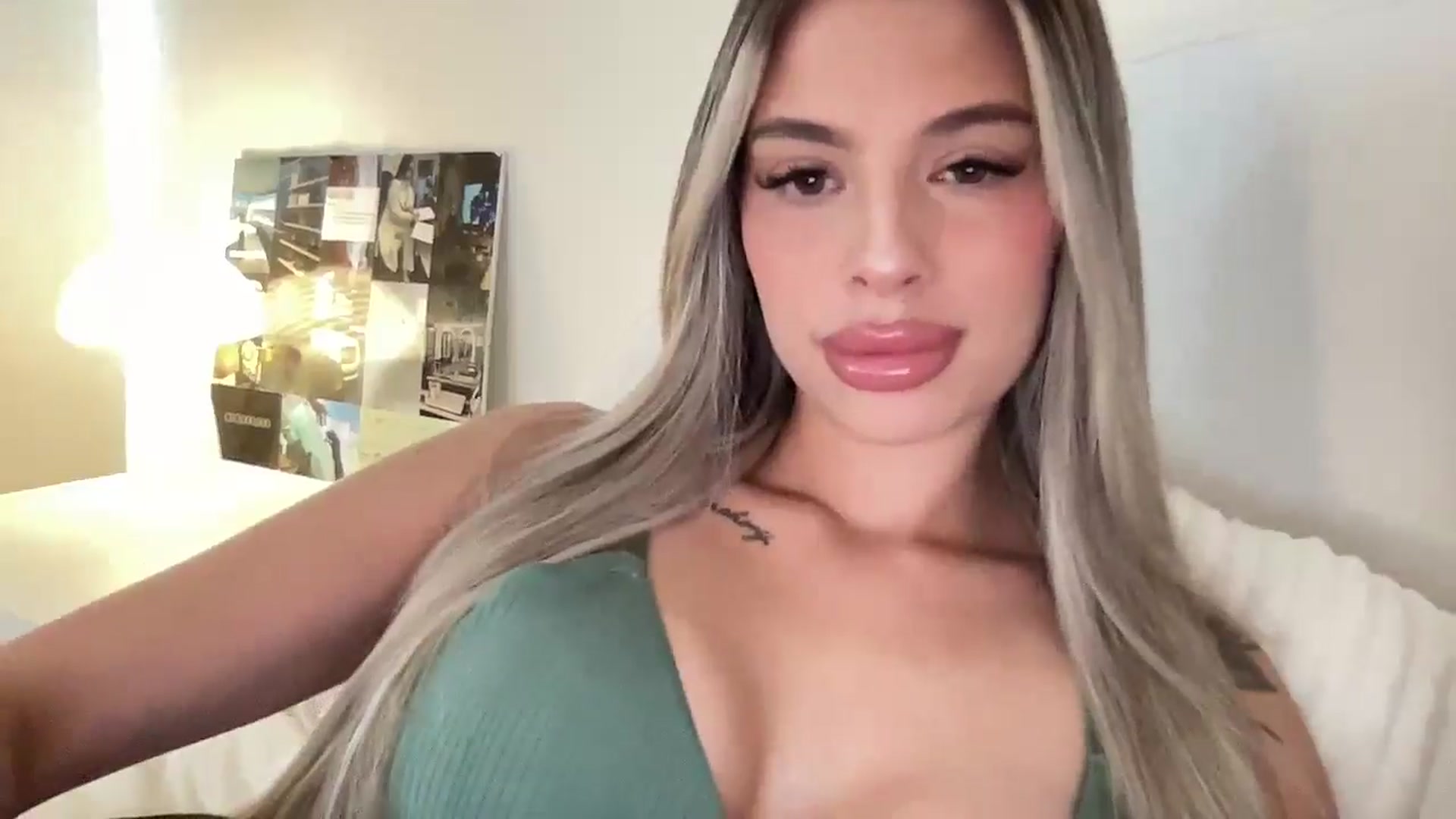 Gallery image thumbnail from aryaaxo's myfreecams stream on, 05/11/2025, 18:07 image 2 of 20