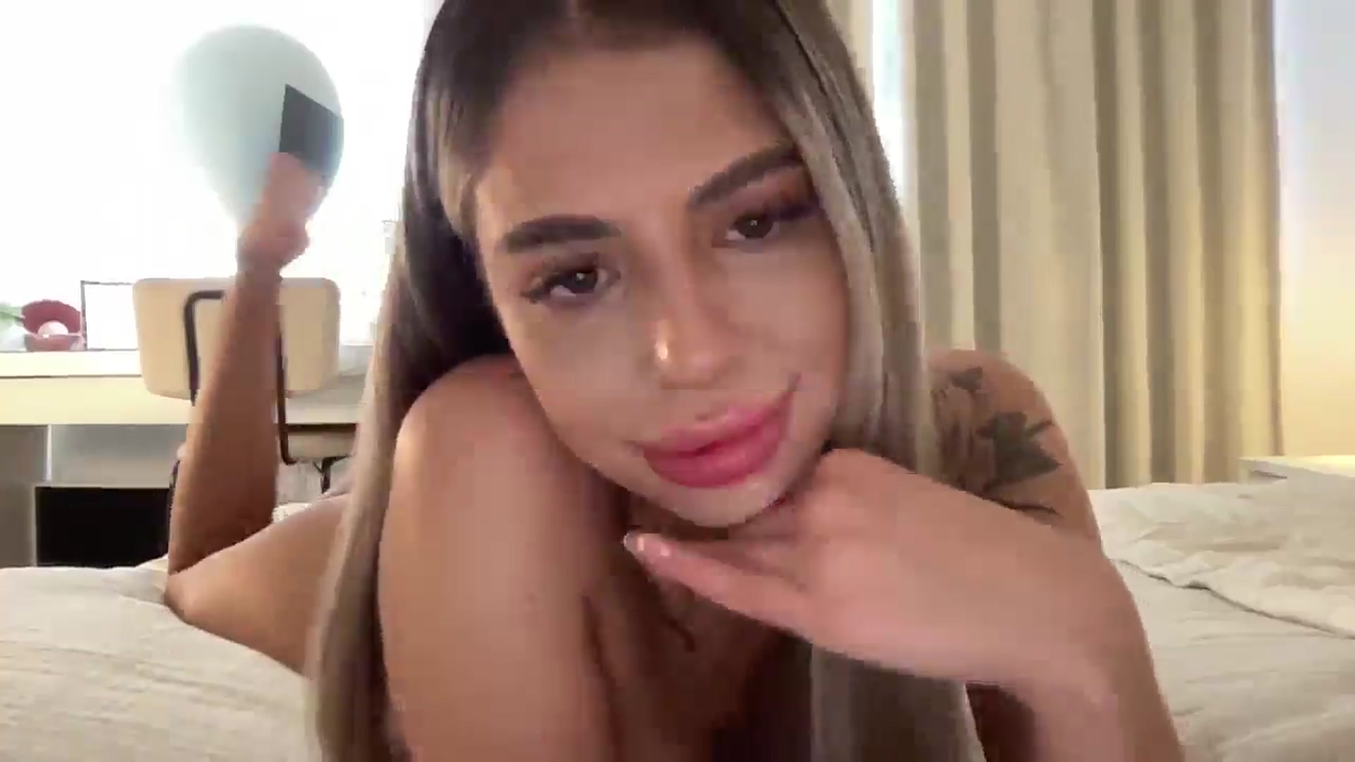 Gallery image thumbnail from aryaaxo's myfreecams stream on, 06/02/2025, 20:01 image 3 of 20
