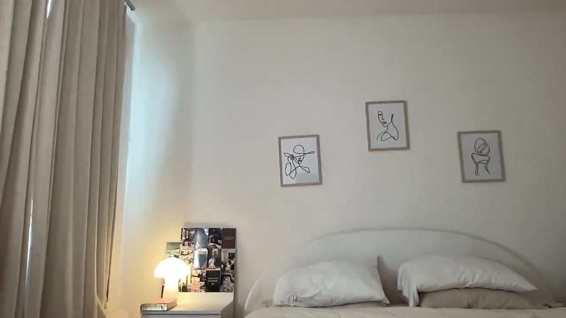 Gallery image thumbnail from aryaaxo's myfreecams stream on, 08/11/2025, 19:44 image 16 of 20