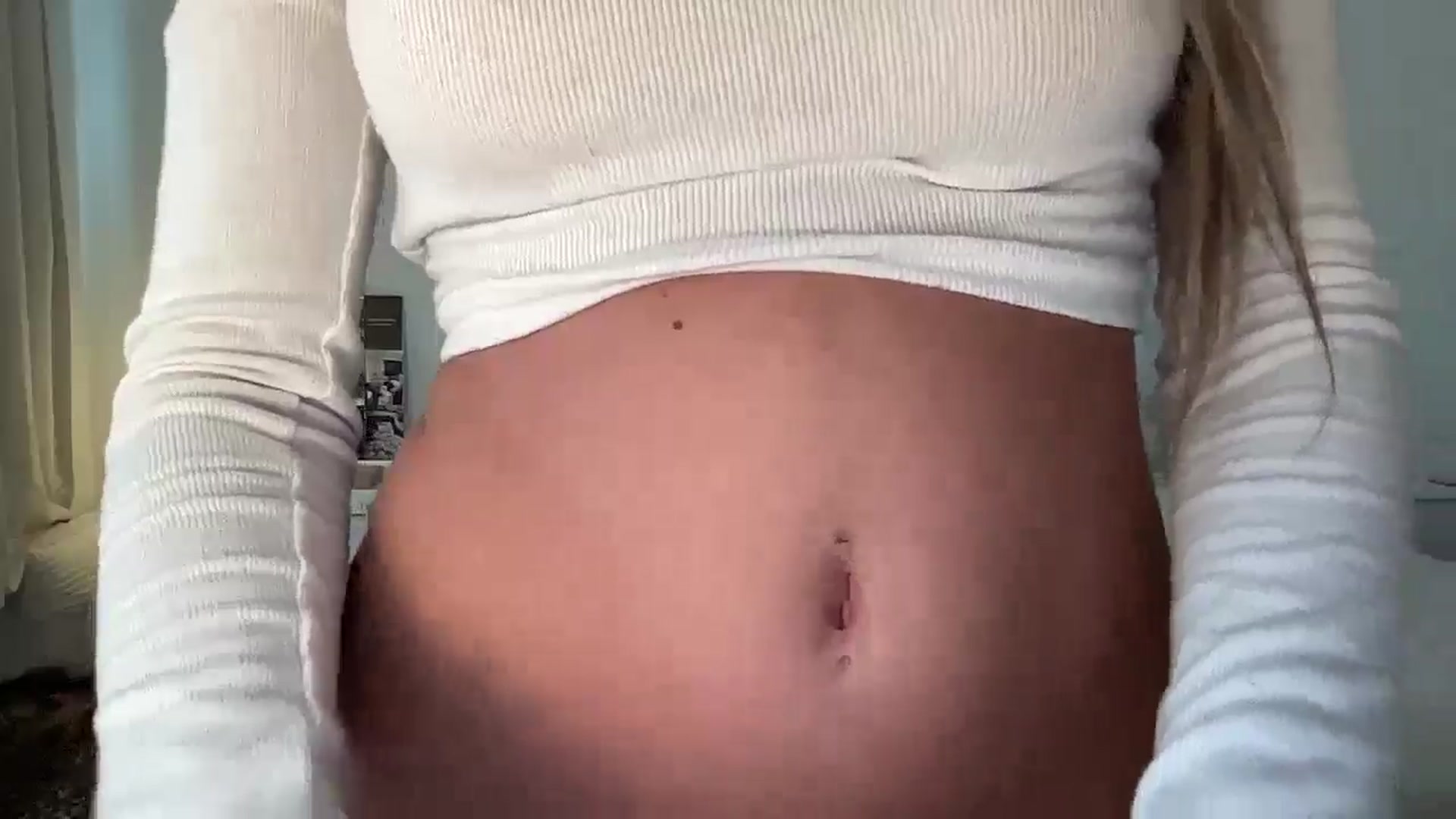 Gallery image thumbnail from aryaaxo's myfreecams stream on, 08/20/2025, 19:19 image 6 of 20