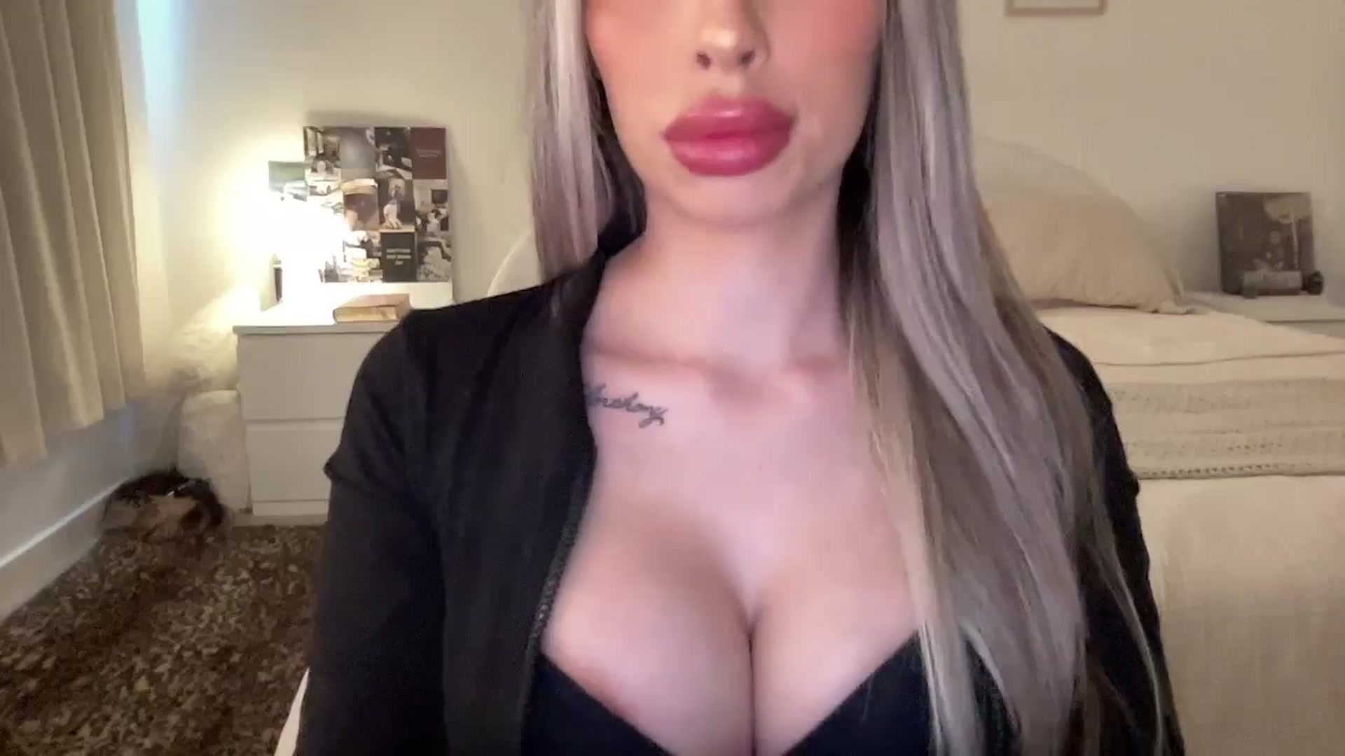 Gallery image thumbnail from aryaaxo's myfreecams stream on, 09/02/2025, 19:33 image 12 of 20