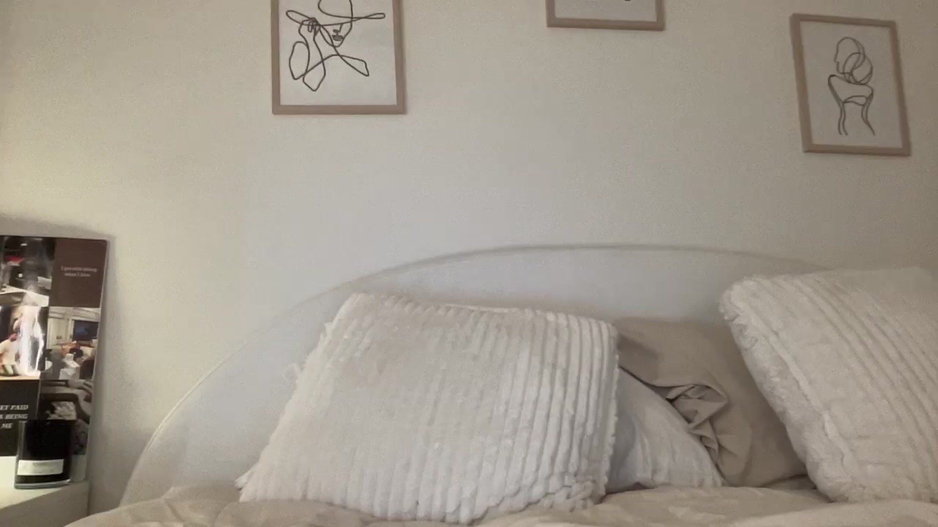 Gallery image thumbnail from aryaaxo's myfreecams stream on, 09/25/2025, 19:53 image 15 of 20