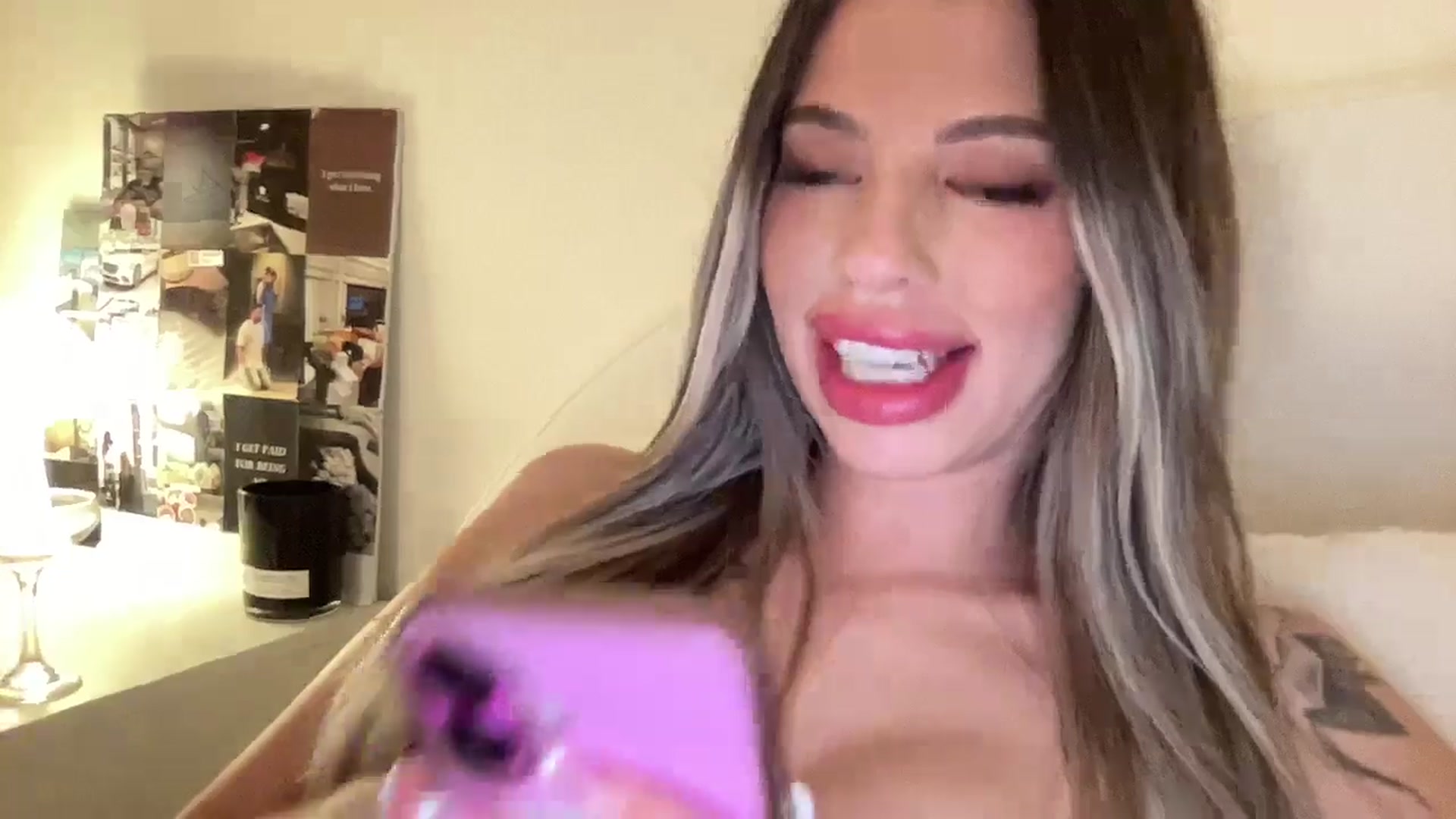 Gallery image thumbnail from aryaaxo's myfreecams stream on, 09/26/2025, 05:40 image 3 of 20