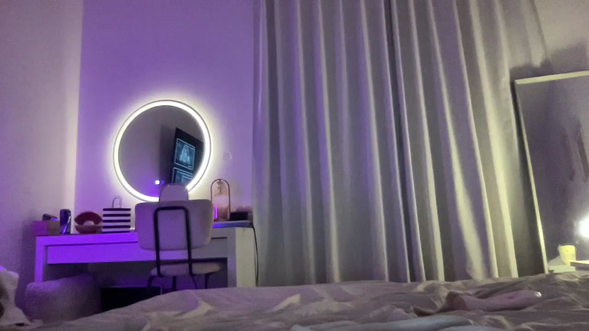 Gallery image thumbnail from aryaaxo's myfreecams stream on, 09/27/2025, 08:43 image 11 of 20