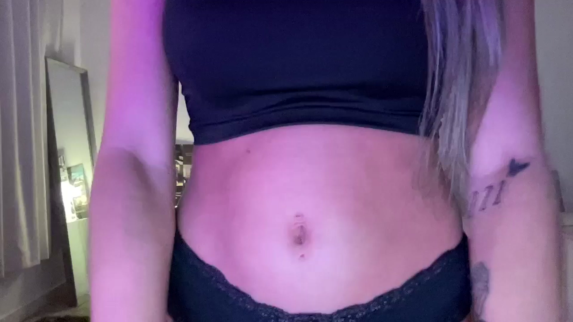 Gallery image thumbnail from aryaaxo's myfreecams stream on, 09/30/2025, 05:56 image 1 of 20