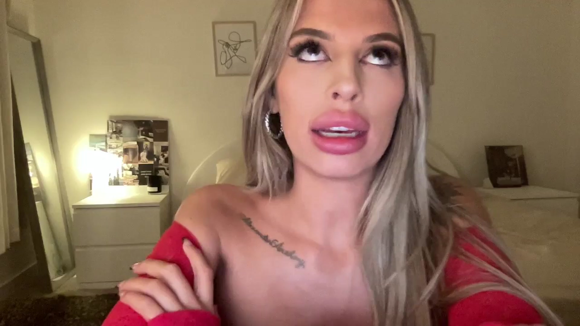 Gallery image thumbnail from aryaaxo's myfreecams stream on, 10/25/2025, 10:27 image 18 of 20