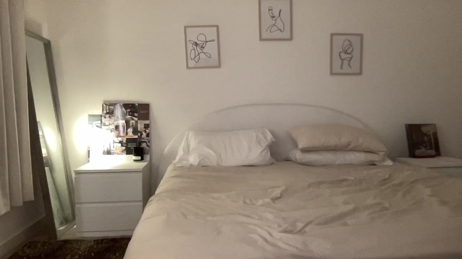 Gallery image thumbnail from aryaaxo's myfreecams stream on, 10/29/2025, 04:51 image 4 of 20