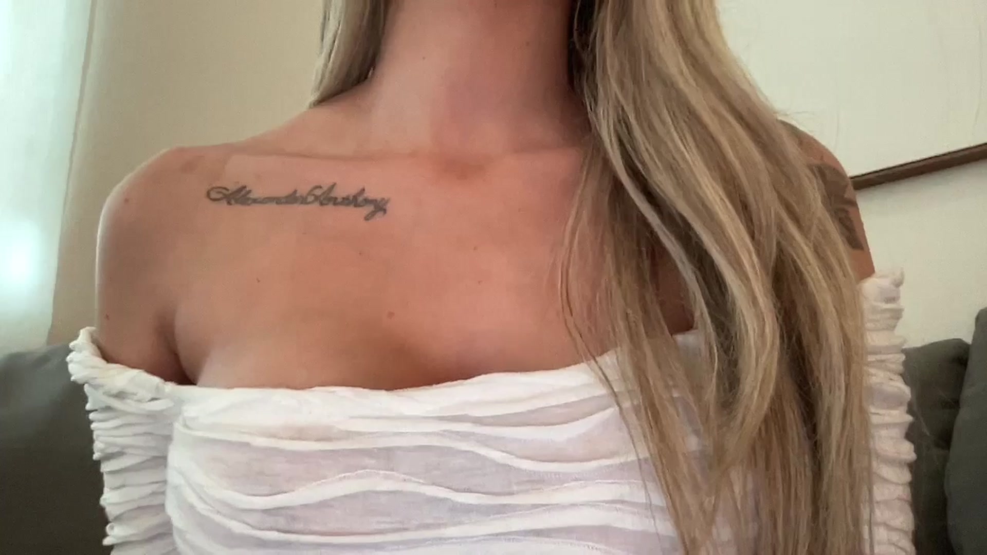 Gallery image thumbnail from aryaaxo's myfreecams stream on, 11/05/2025, 22:00 image 13 of 20