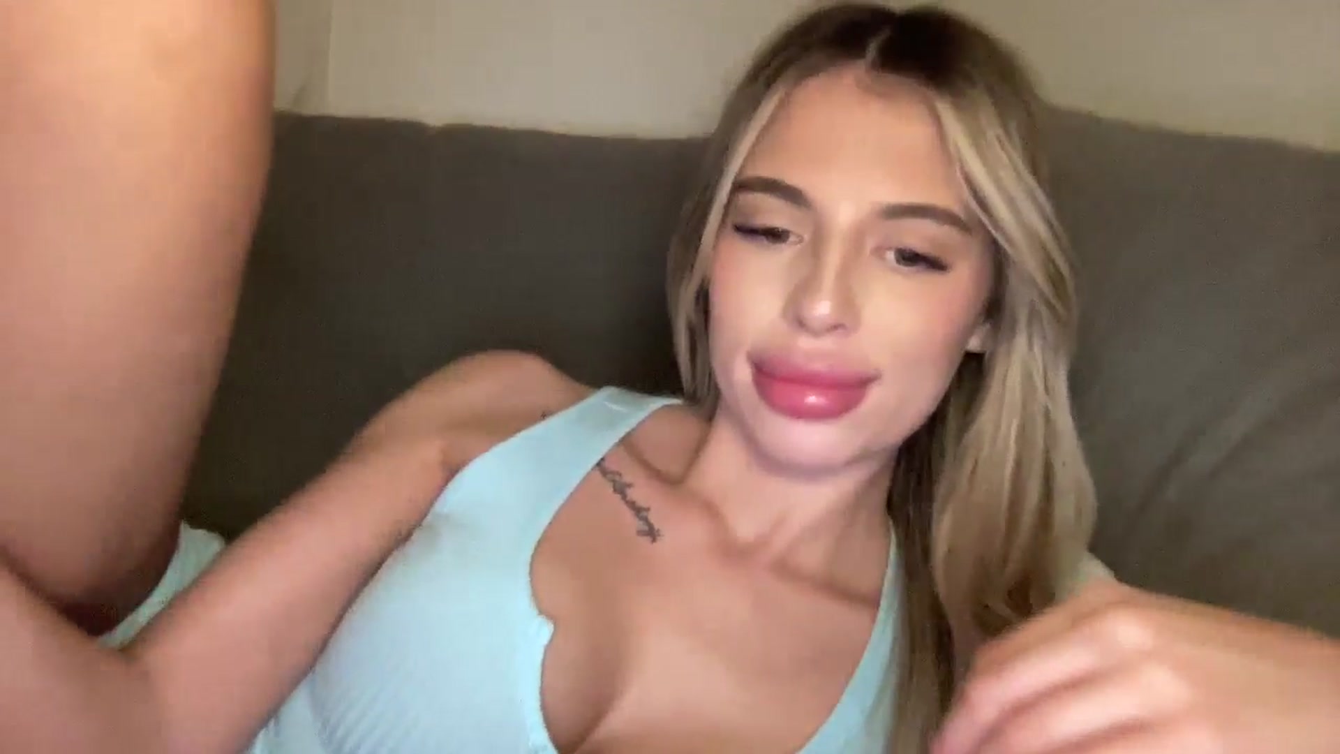 Gallery image thumbnail from aryaaxo's myfreecams stream on, 12/11/2025, 06:56 image 16 of 20