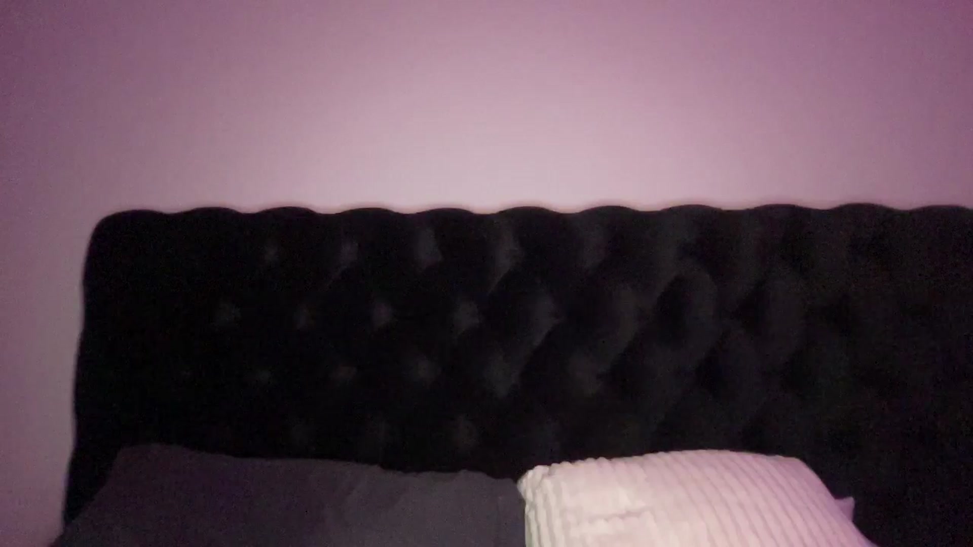 Gallery image thumbnail from aryaaxo's myfreecams stream on, 02/10/2026, 06:40 image 14 of 20