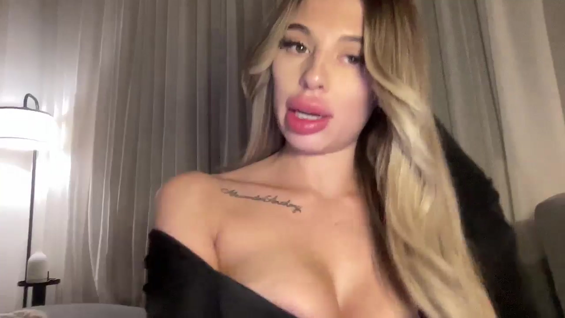 Gallery image thumbnail from aryaaxo's myfreecams stream on, 02/19/2026, 07:13 image 16 of 20