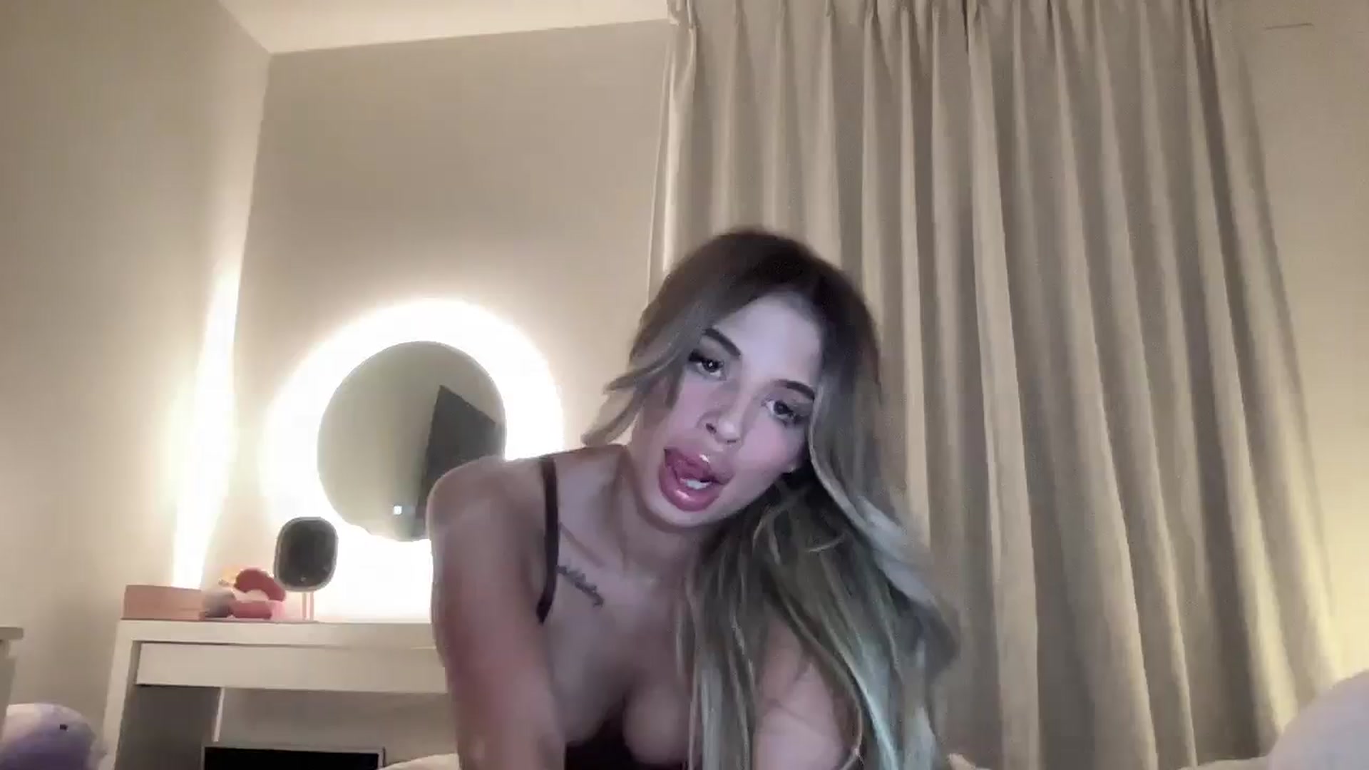 Gallery image thumbnail from aryaaxo's myfreecams stream on, 02/20/2026, 09:48 image 1 of 20