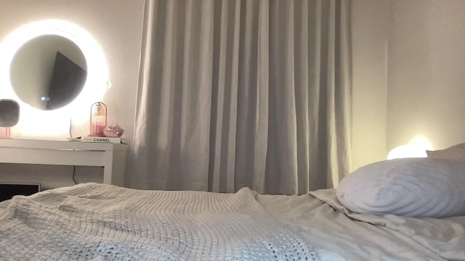 Gallery image thumbnail from aryaaxo's myfreecams stream on, 02/20/2026, 09:48 image 19 of 20