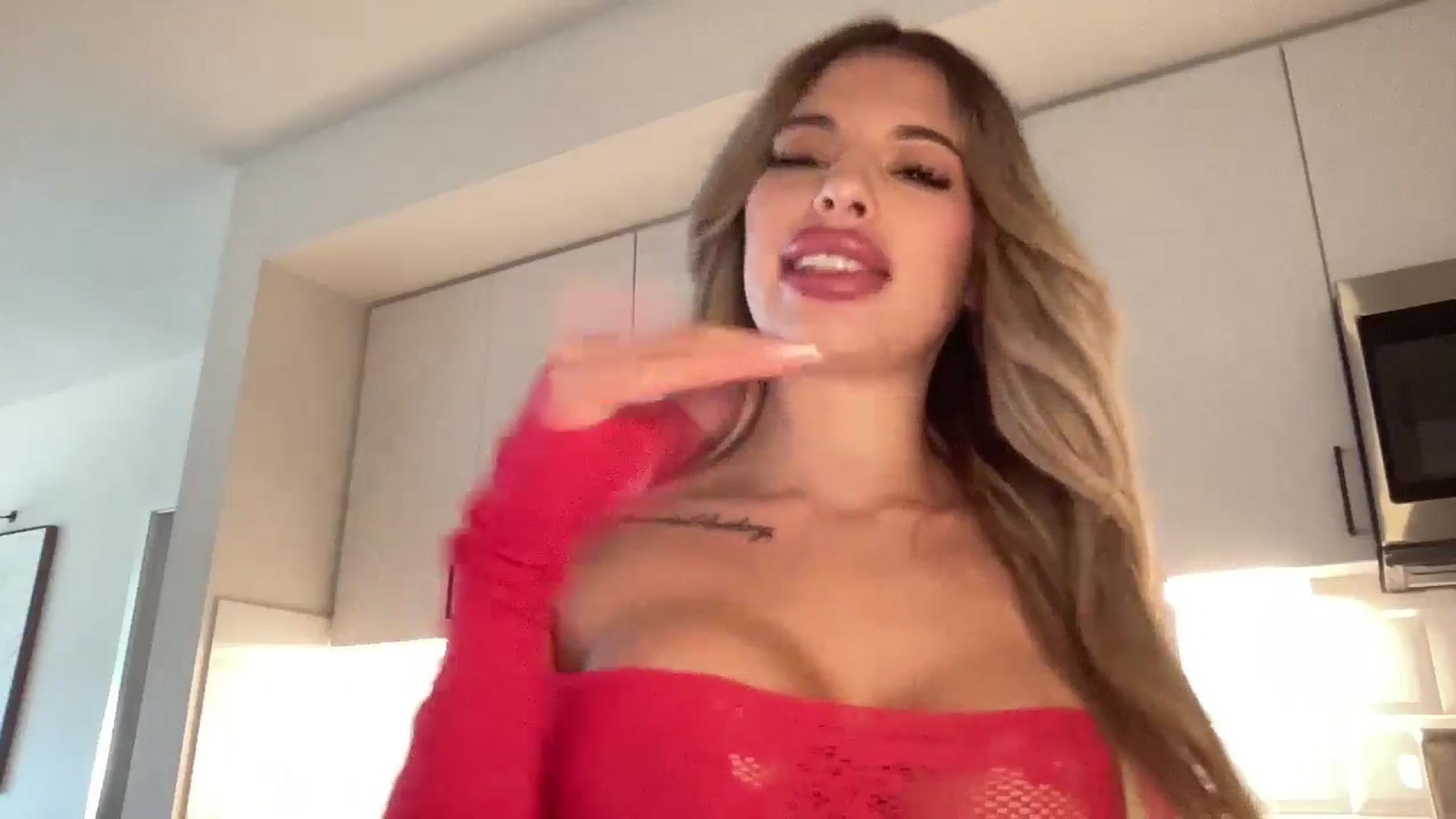 Gallery image thumbnail from aryaaxo's myfreecams stream on, 02/23/2026, 21:50 image 3 of 20