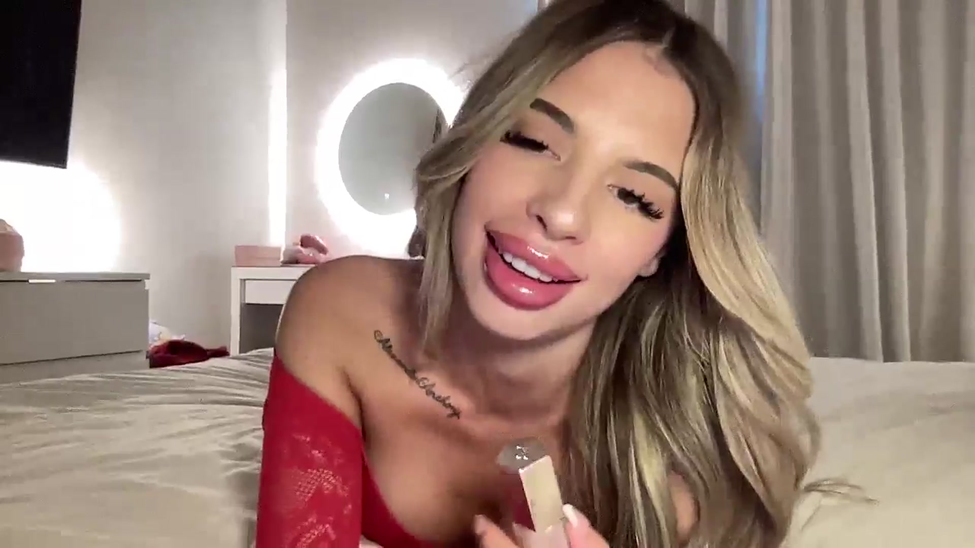 Gallery image thumbnail from aryaaxo's myfreecams stream on, 02/23/2026, 21:50 image 6 of 20