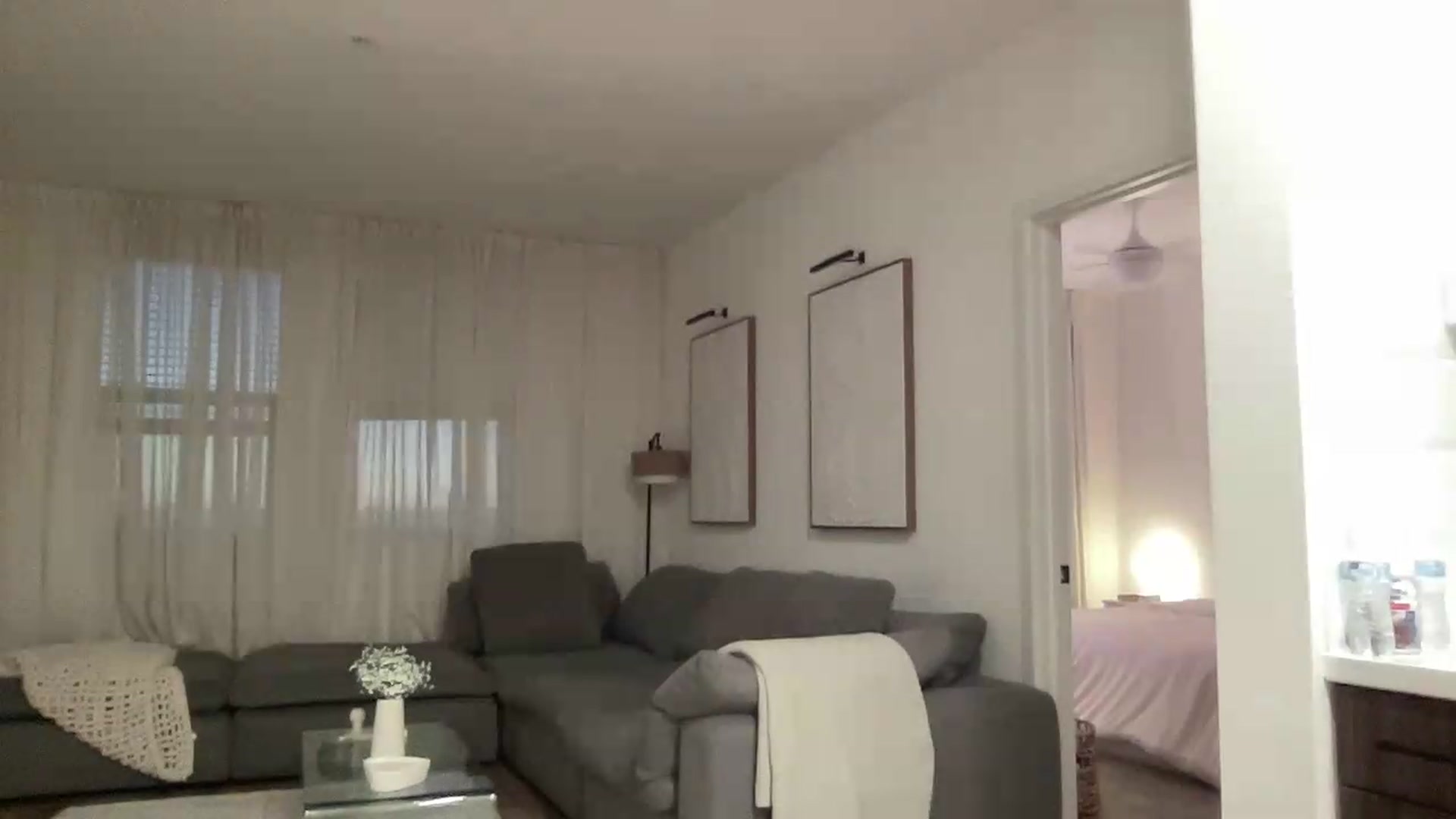 Gallery image thumbnail from aryaaxo's myfreecams stream on, 07/03/2026, 04:24 image 7 of 20