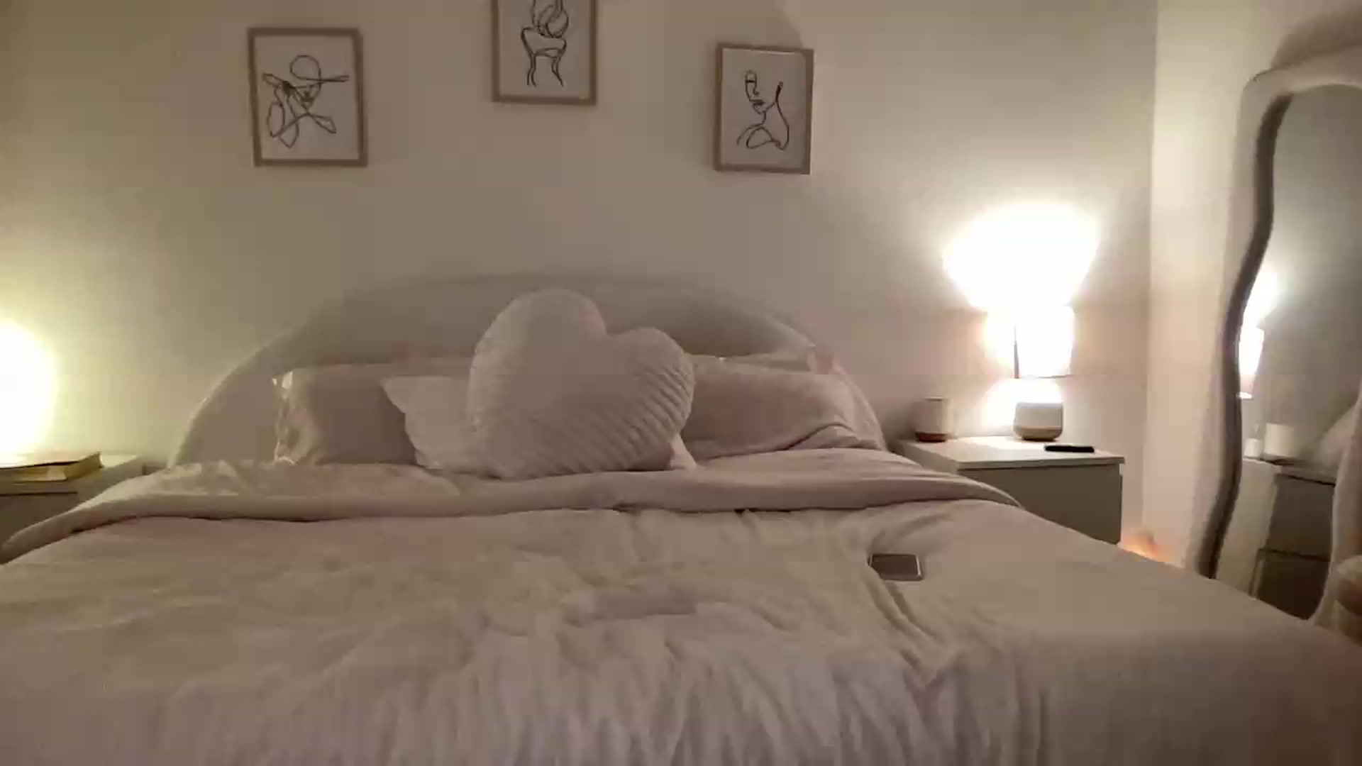 Gallery image thumbnail from aryaaxo's myfreecams stream on, 07/24/2026, 03:53 image 1 of 20