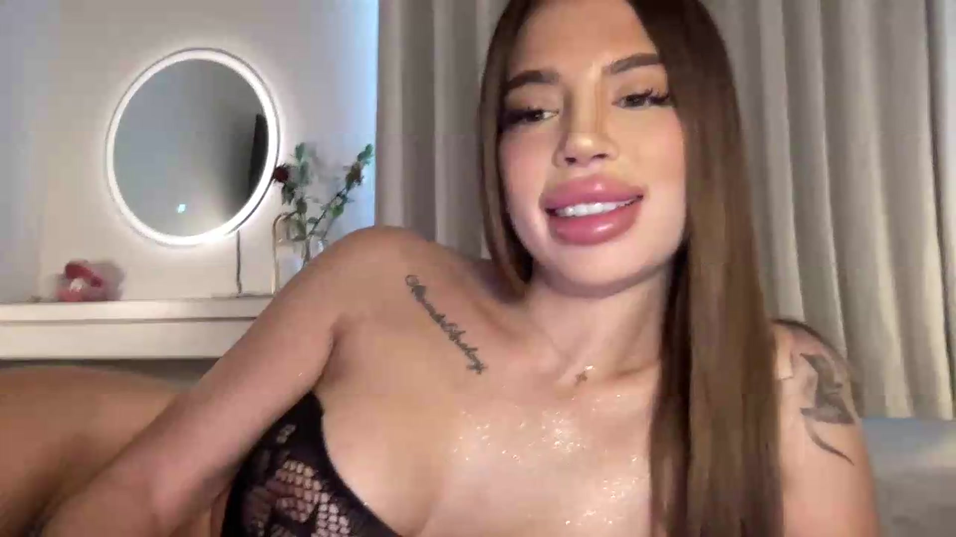 Gallery image thumbnail from aryaaxo's myfreecams stream on, 07/27/2026, 18:37 image 11 of 20