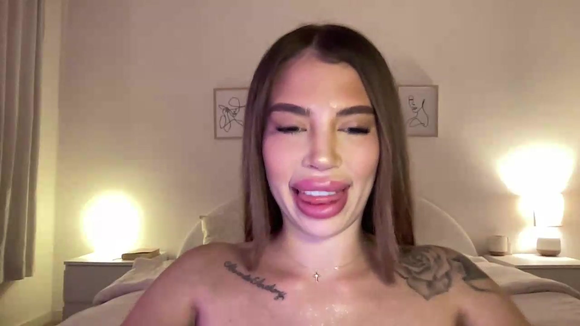 Gallery image thumbnail from aryaaxo's myfreecams stream on, 08/04/2026, 04:27 image 19 of 20