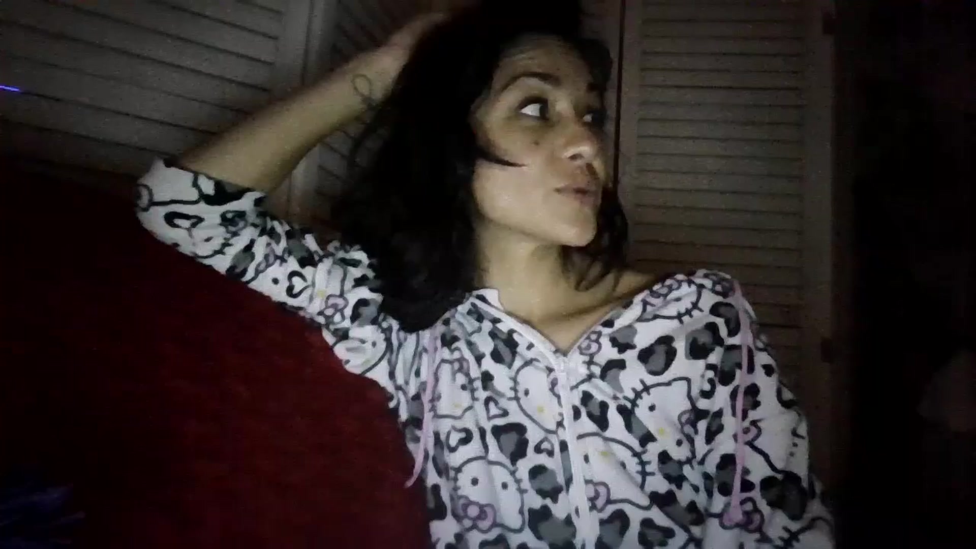 Gallery image thumbnail from asdfjkl_'s myfreecams stream on, 12/24/2025, 13:15 image 18 of 20