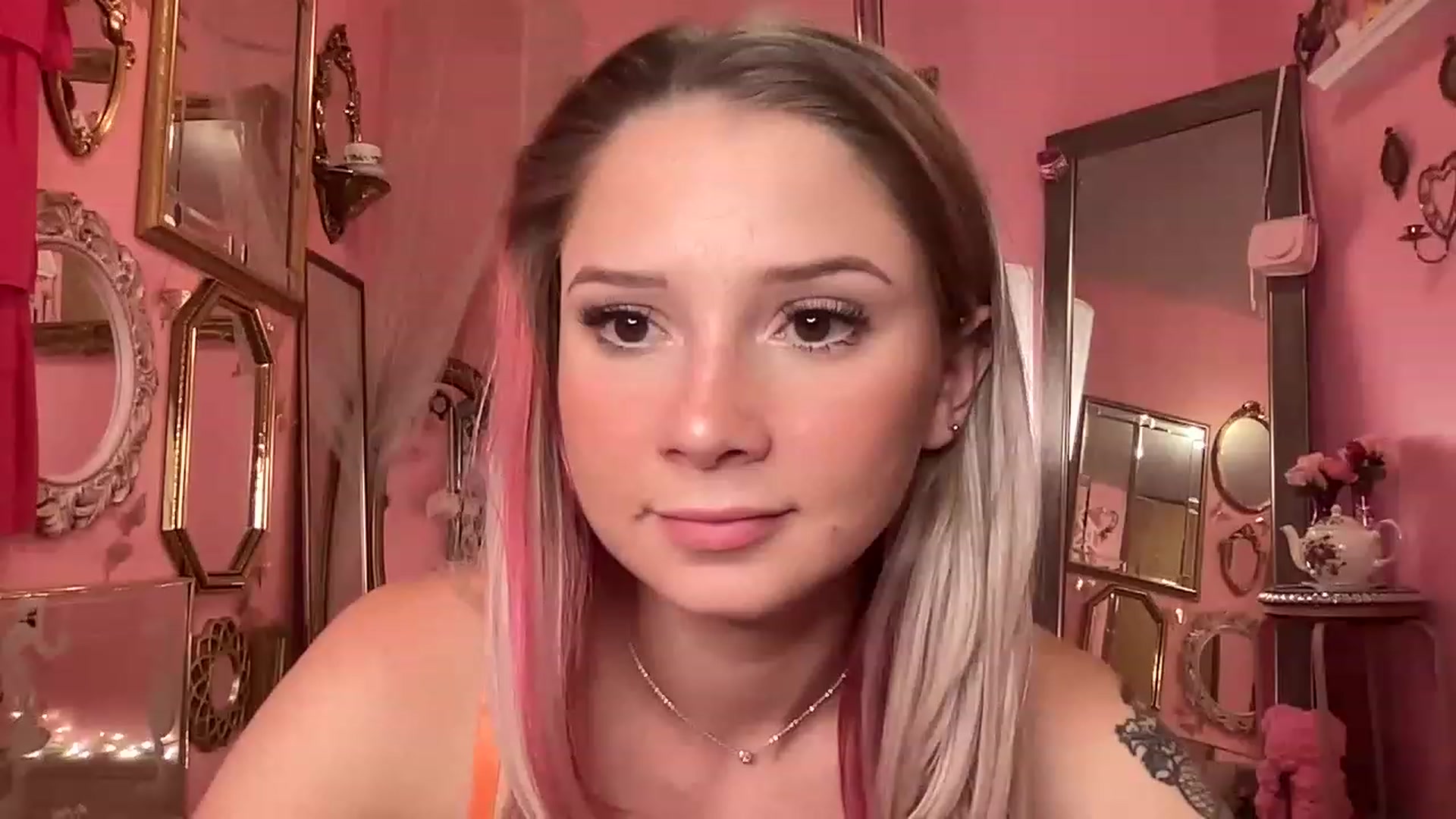 Gallery image thumbnail from ashbabyyy's myfreecams stream on, 05/12/2023, 24:02 image 8 of 20