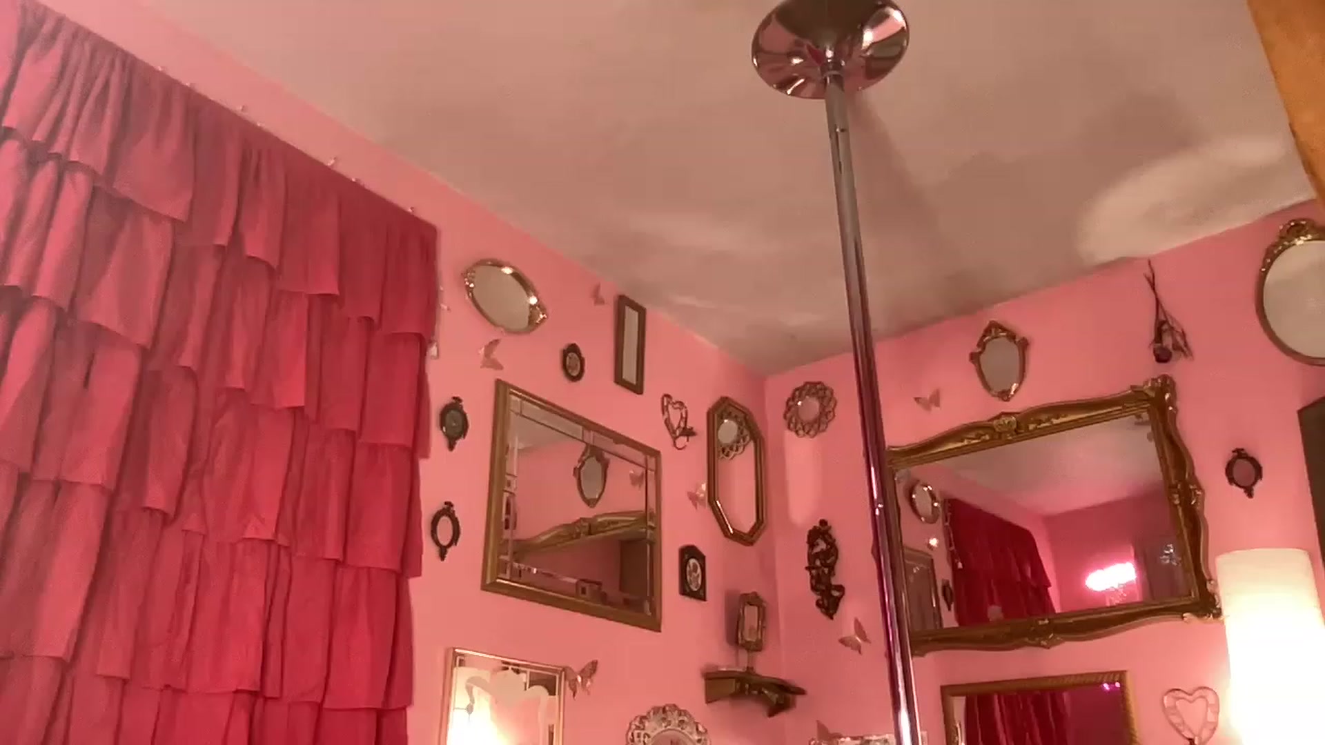 Gallery image thumbnail from ashbabyyy's myfreecams stream on, 07/28/2023, 02:16 image 7 of 20