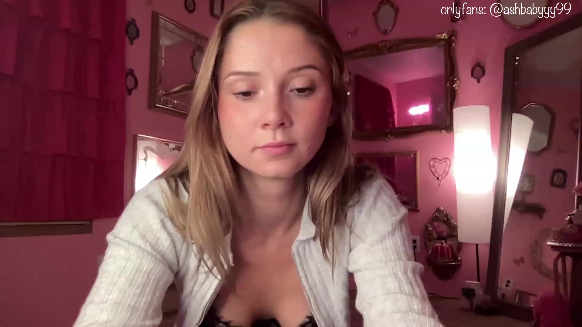Gallery image thumbnail from ashbabyyy's myfreecams stream on, 09/26/2023, 01:29 image 13 of 20