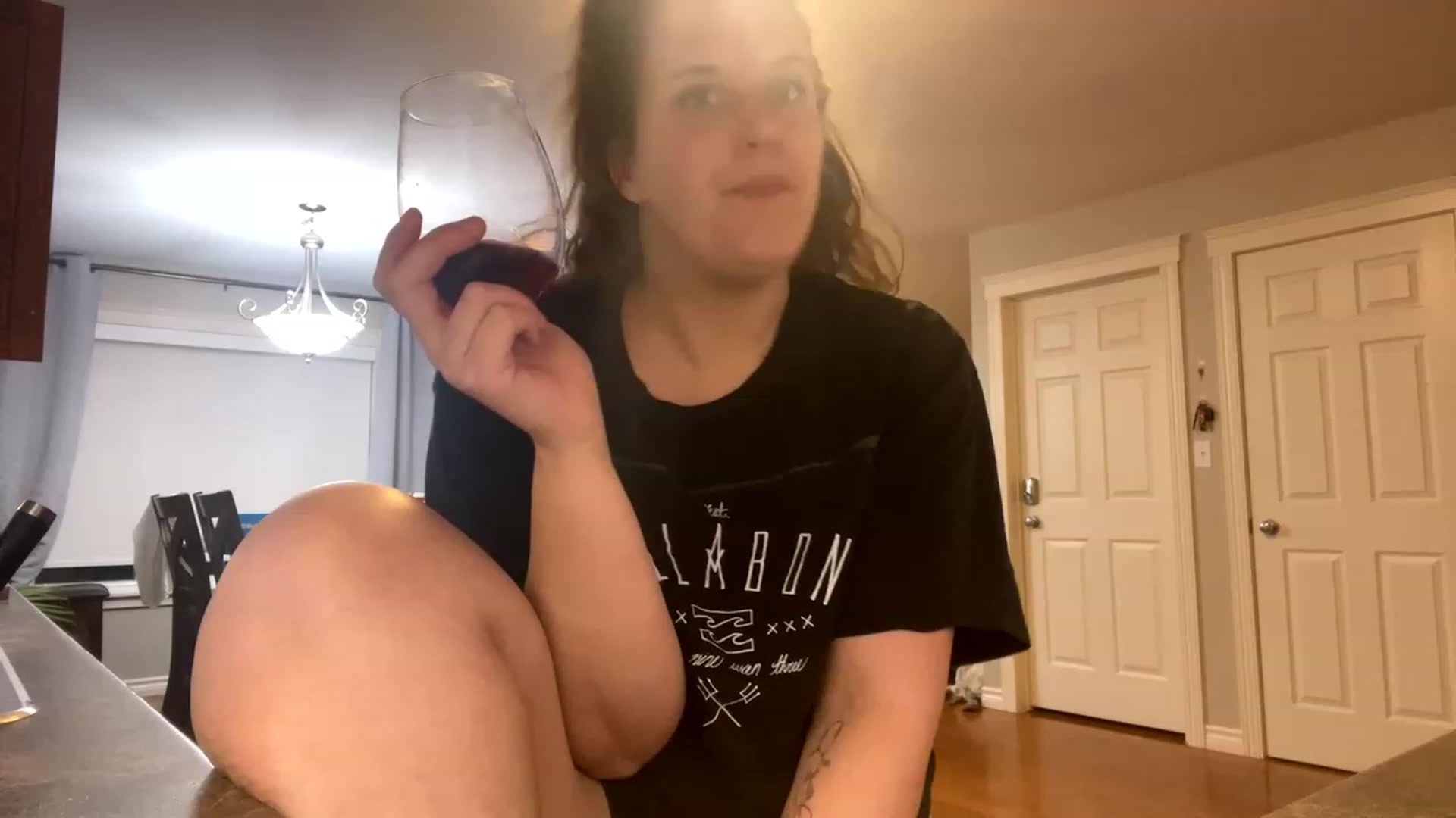 Gallery image thumbnail from ashhmiller7's myfreecams stream on, 11/17/2022, 02:39 image 13 of 20