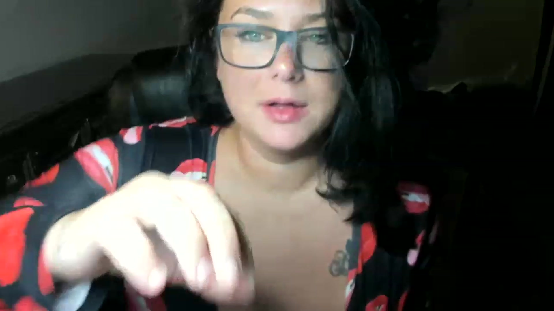 Gallery image thumbnail from ashley_lovesU's myfreecams stream on, 05/29/2023, 04:25 image 14 of 20