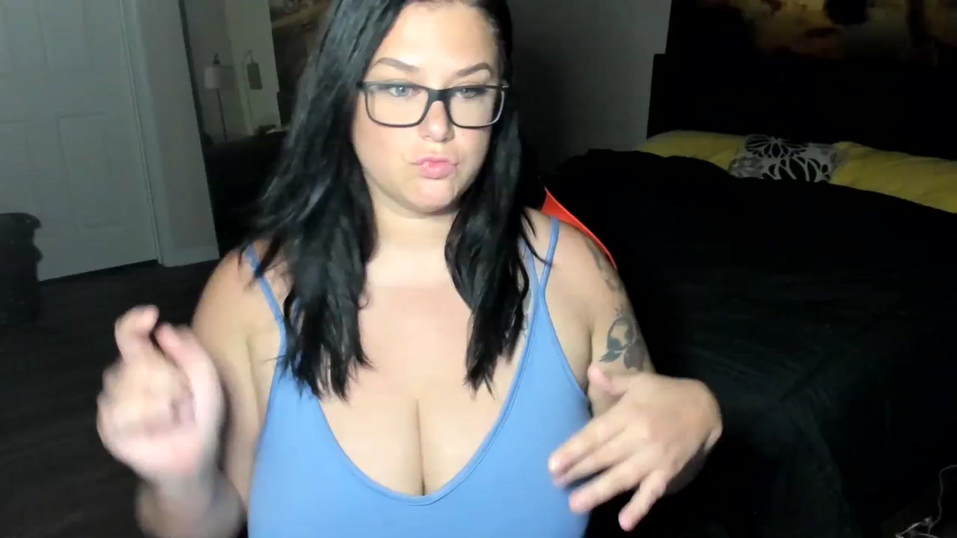 Gallery image thumbnail from ashley_lovesU's myfreecams stream on, 09/09/2023, 04:50 image 1 of 20