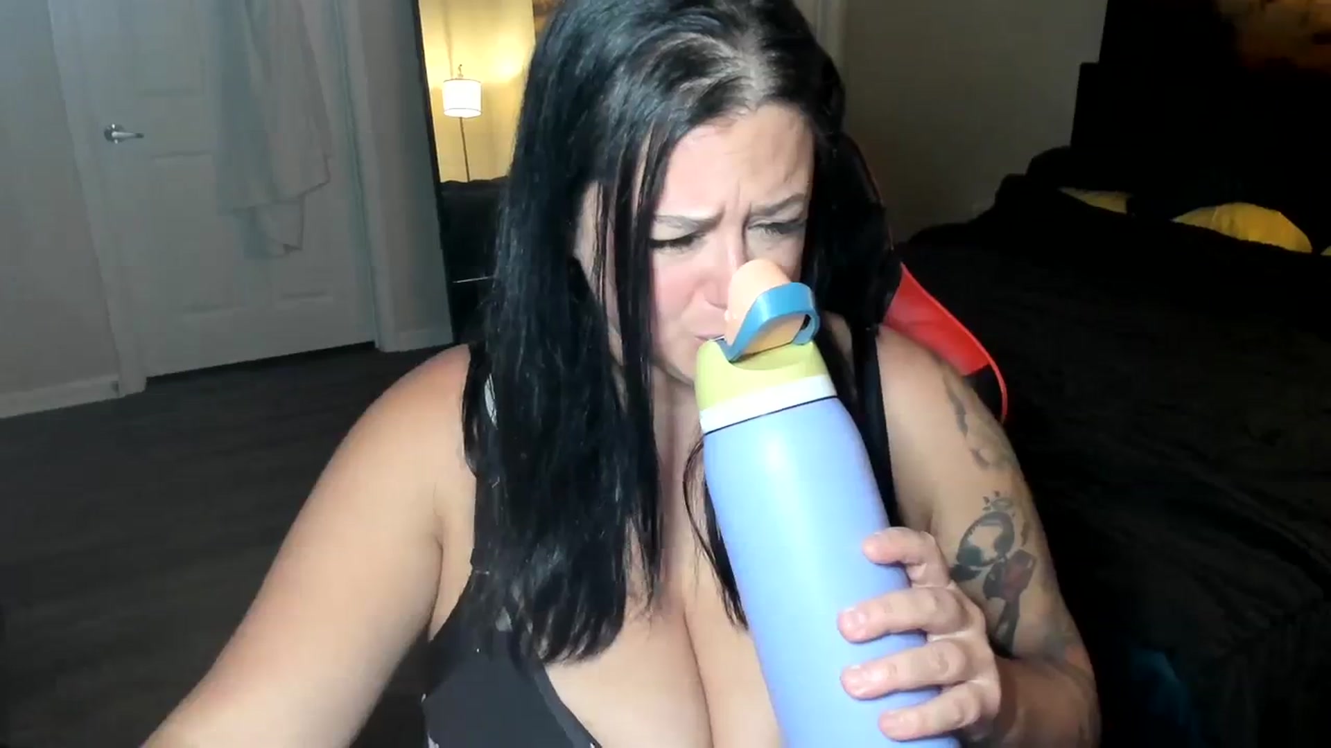 Gallery image thumbnail from ashley_lovesU's myfreecams stream on, 09/16/2023, 03:56 image 4 of 20