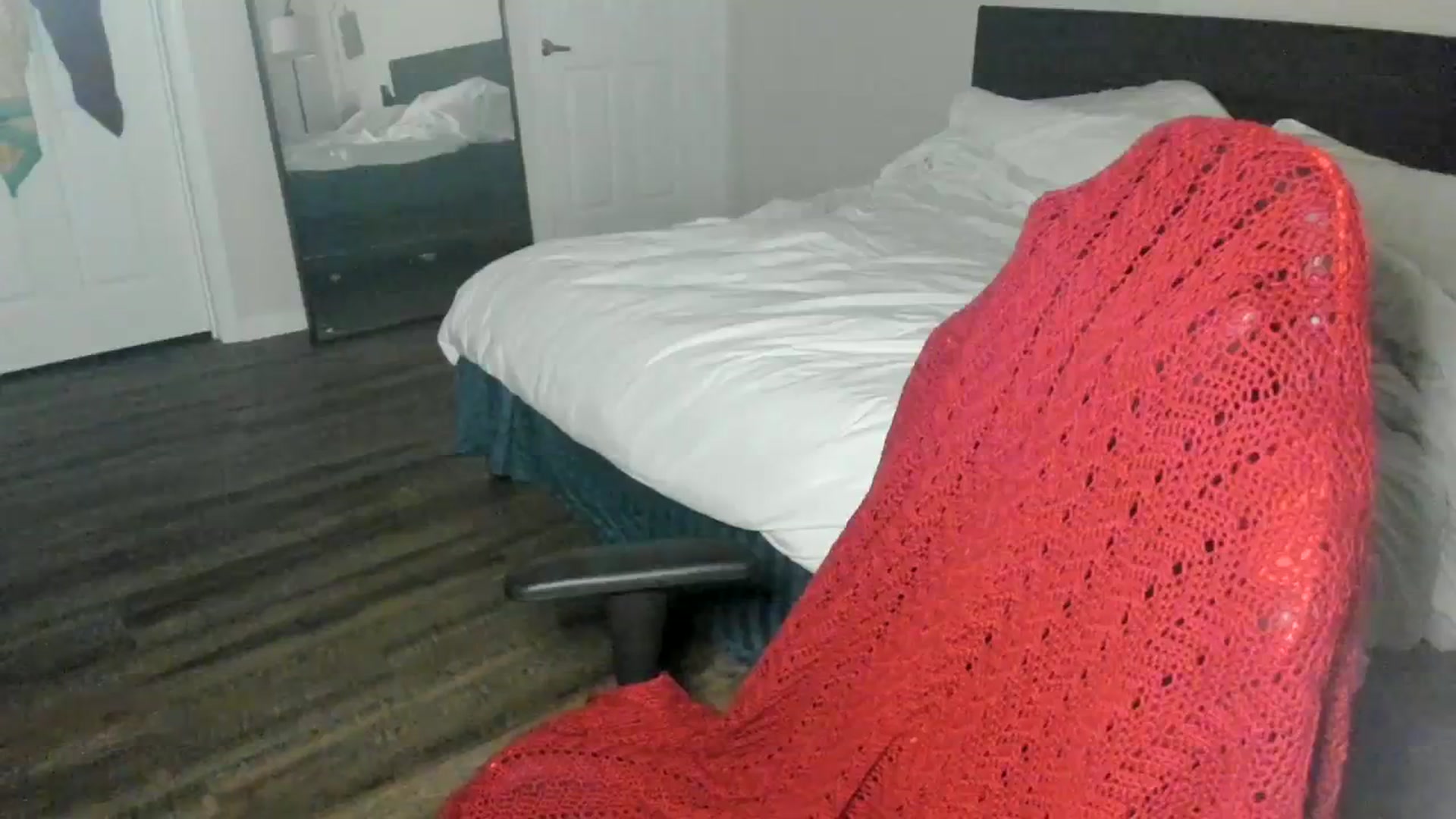 Gallery image thumbnail from ashley_lovesU's myfreecams stream on, 10/14/2023, 03:35 image 18 of 20