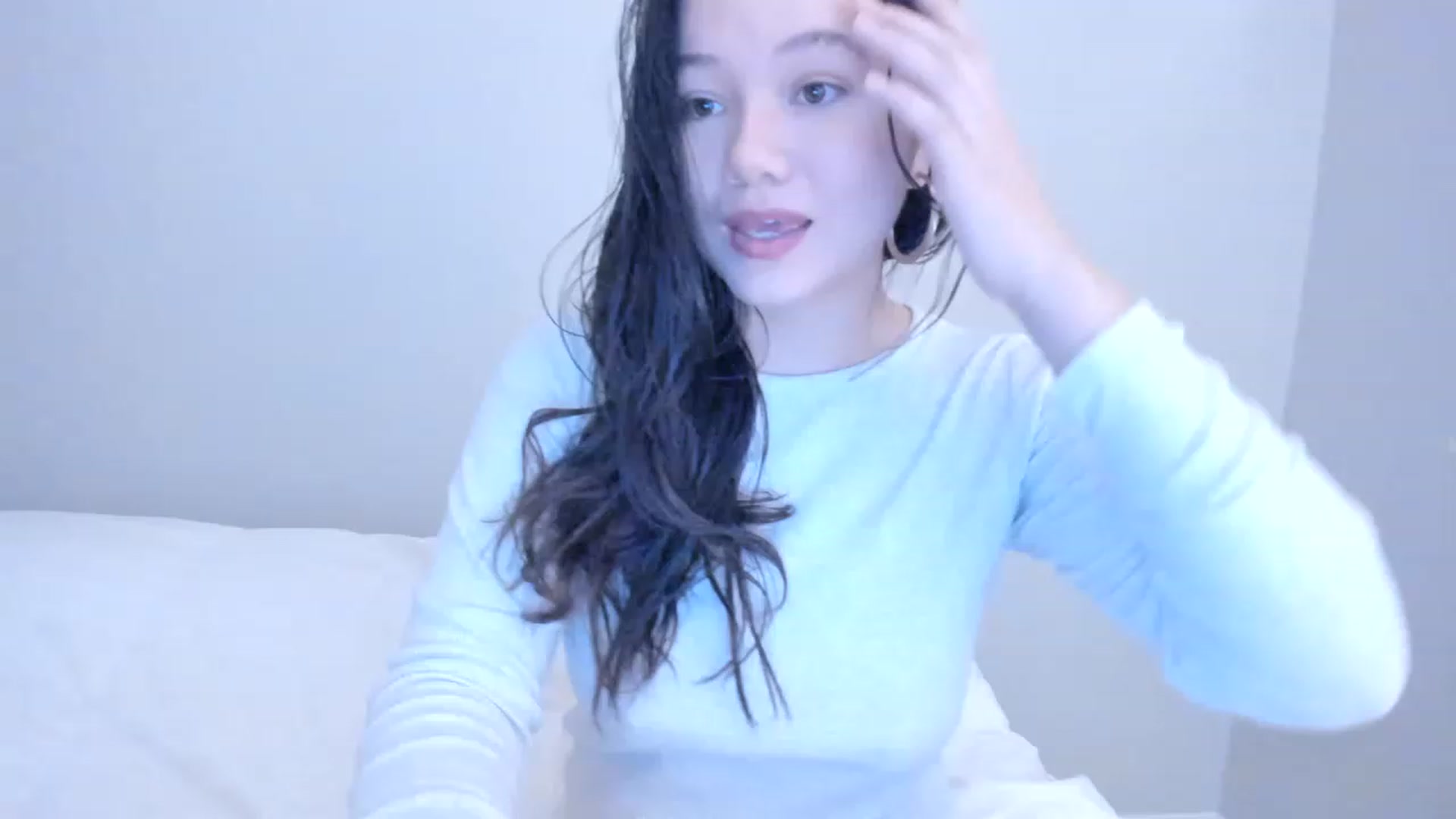 Gallery image thumbnail from asiadolll's myfreecams stream on, 12/12/2022, 24:00 image 2 of 20