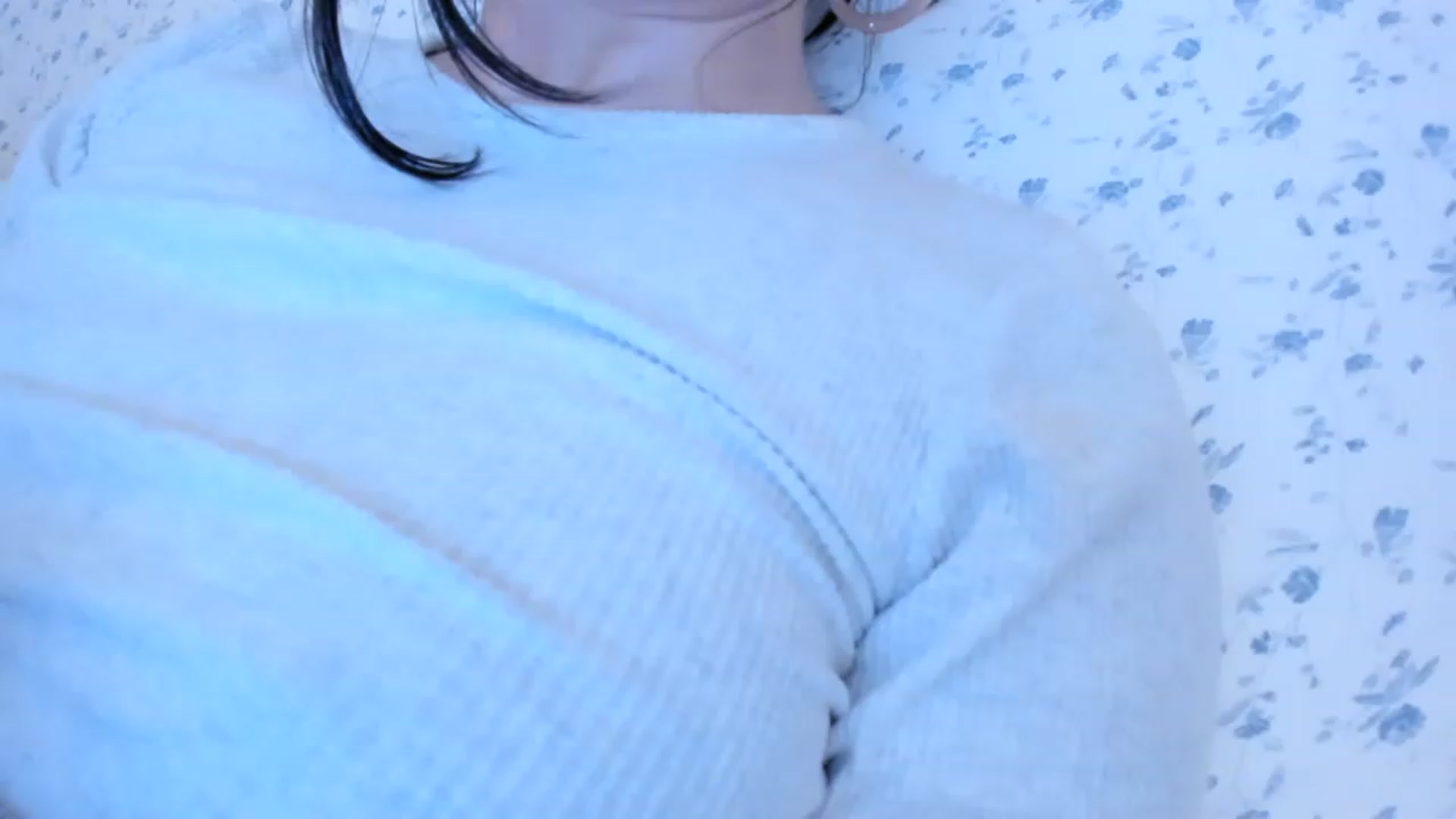 Gallery image thumbnail from asiadolll's myfreecams stream on, 12/12/2022, 01:24 image 13 of 20