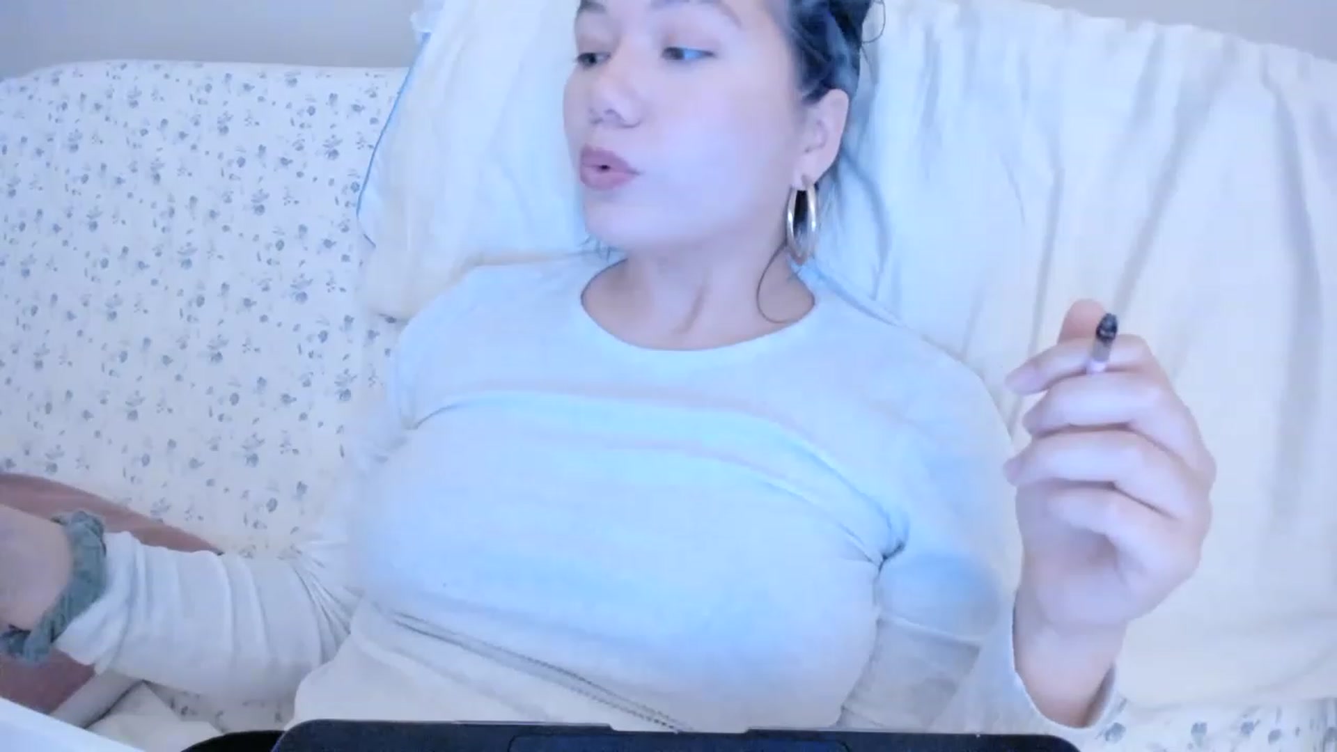 Gallery image thumbnail from asiadolll's myfreecams stream on, 12/12/2022, 01:24 image 6 of 20