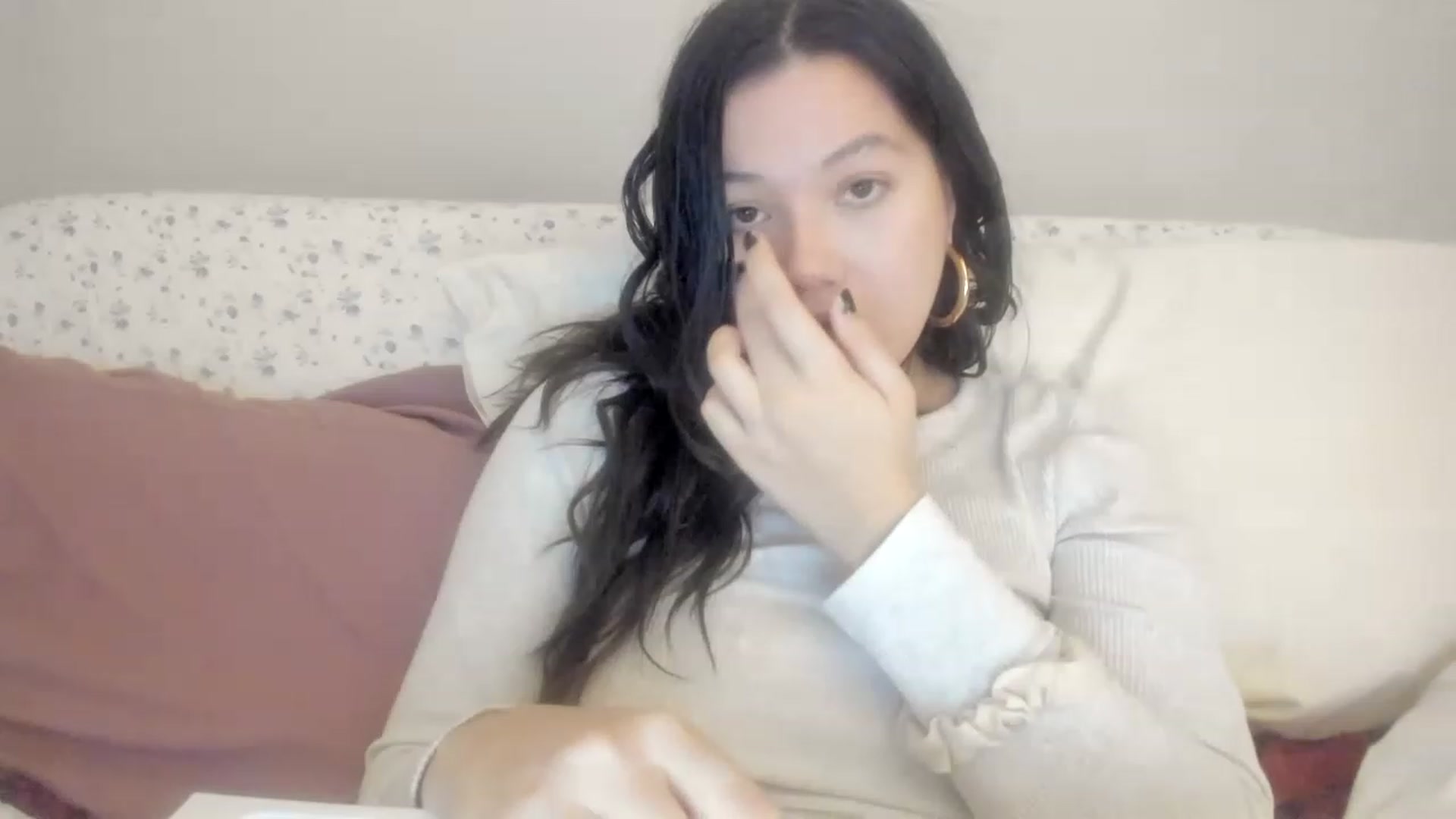 Gallery image thumbnail from asiadolll's myfreecams stream on, 12/23/2022, 02:22 image 14 of 20