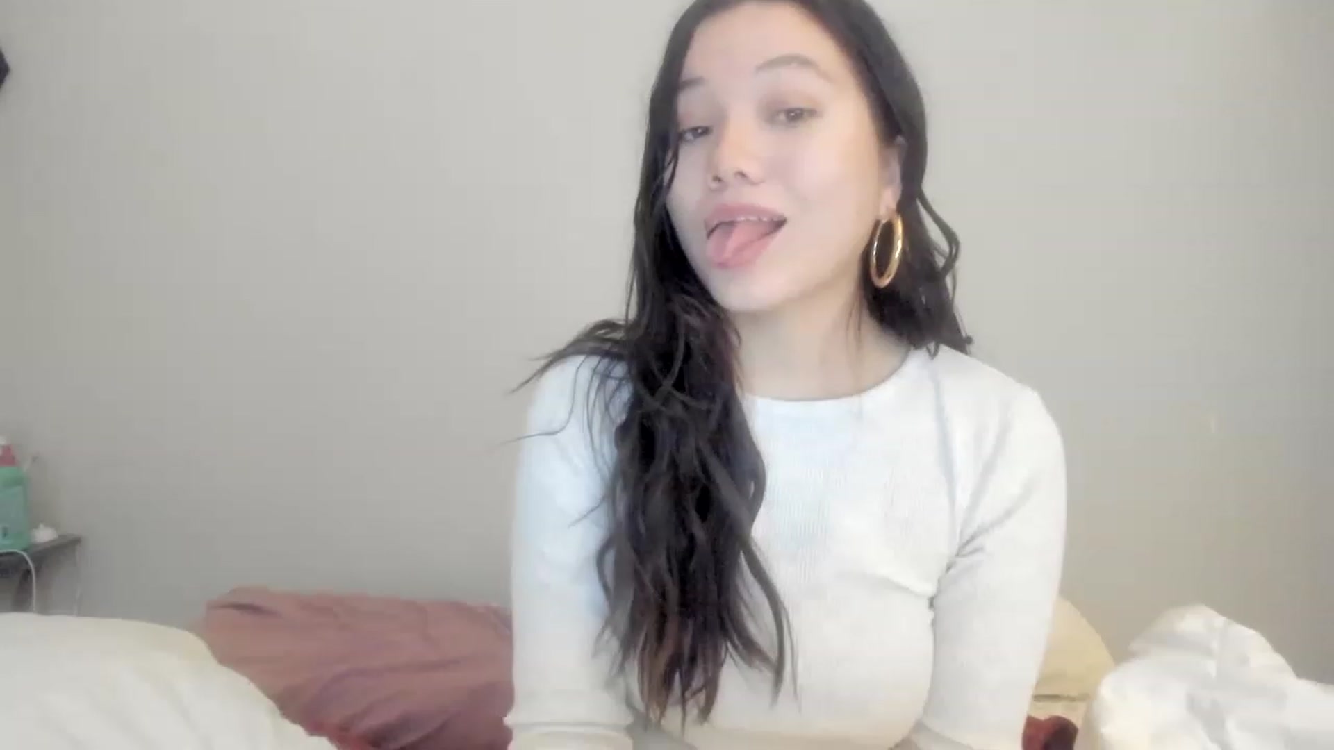Gallery image thumbnail from asiadolll's myfreecams stream on, 12/23/2022, 02:22 image 11 of 20