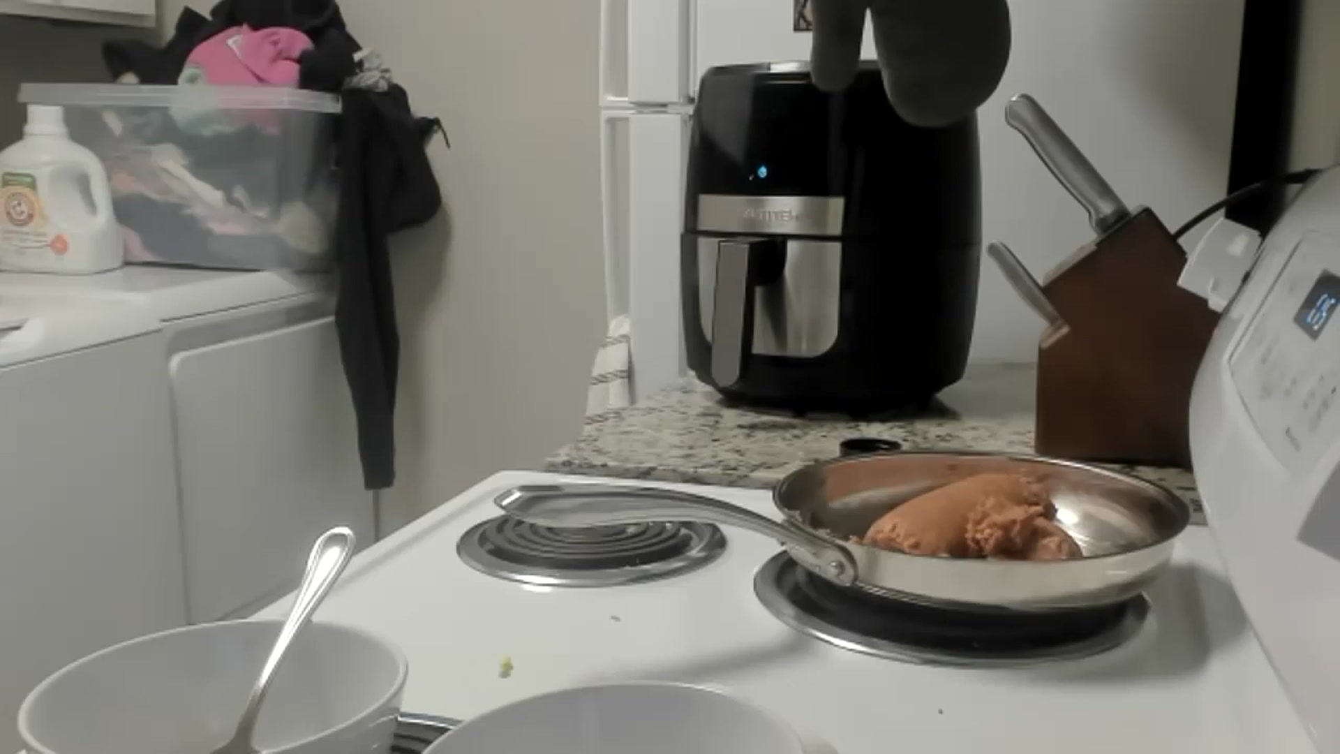 Gallery image thumbnail from asiadolll's myfreecams stream on, 12/26/2022, 07:13 image 8 of 20