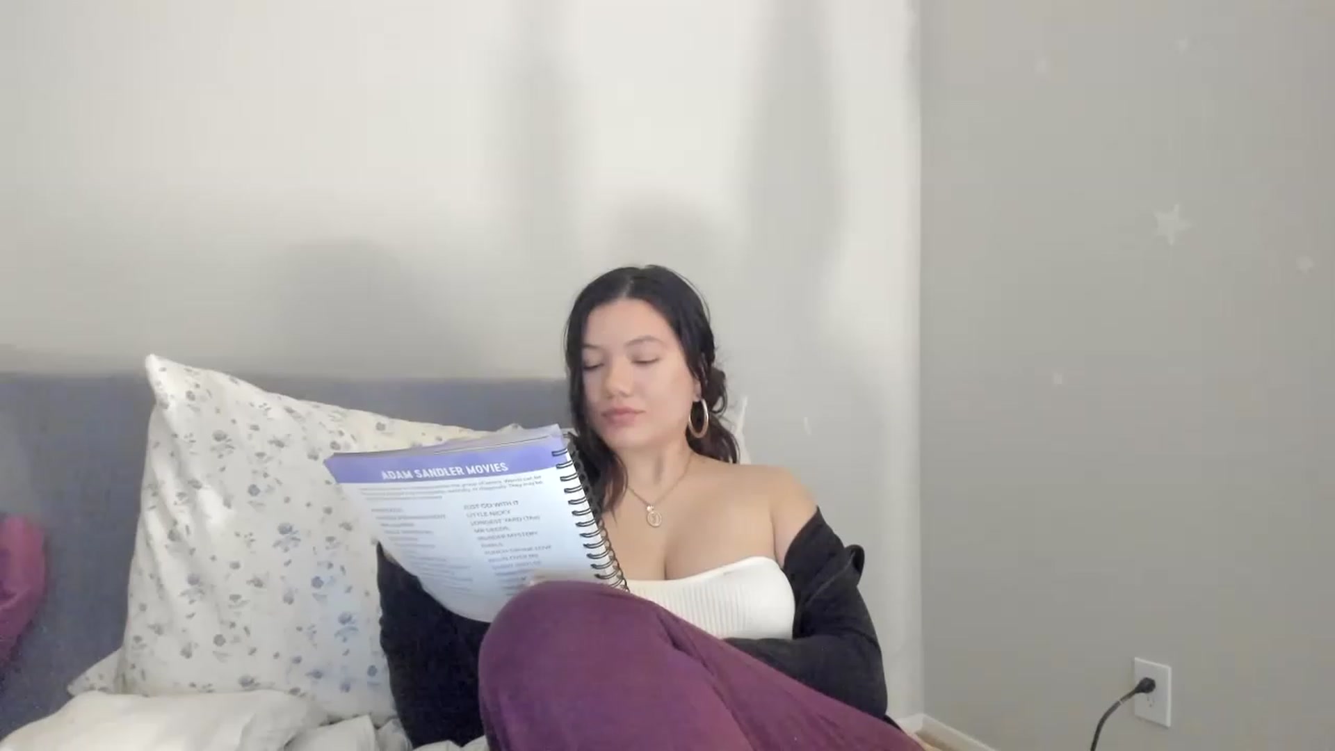 Gallery image thumbnail from asiadolll's myfreecams stream on, 01/22/2023, 21:22 image 14 of 20