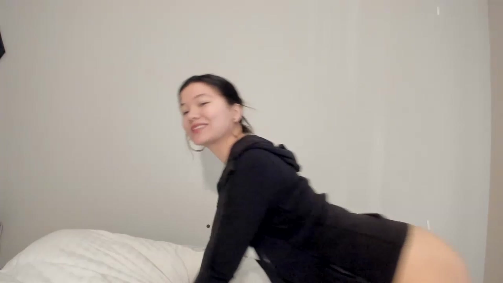 Gallery image thumbnail from asiadolll's myfreecams stream on, 01/31/2023, 19:28 image 2 of 20