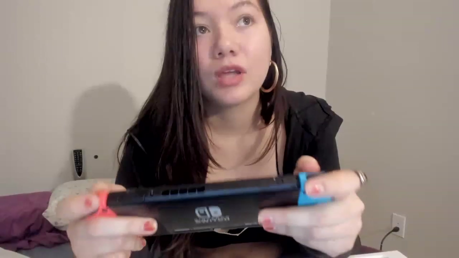 Gallery image thumbnail from asiadolll's myfreecams stream on, 02/19/2023, 01:10 image 2 of 20