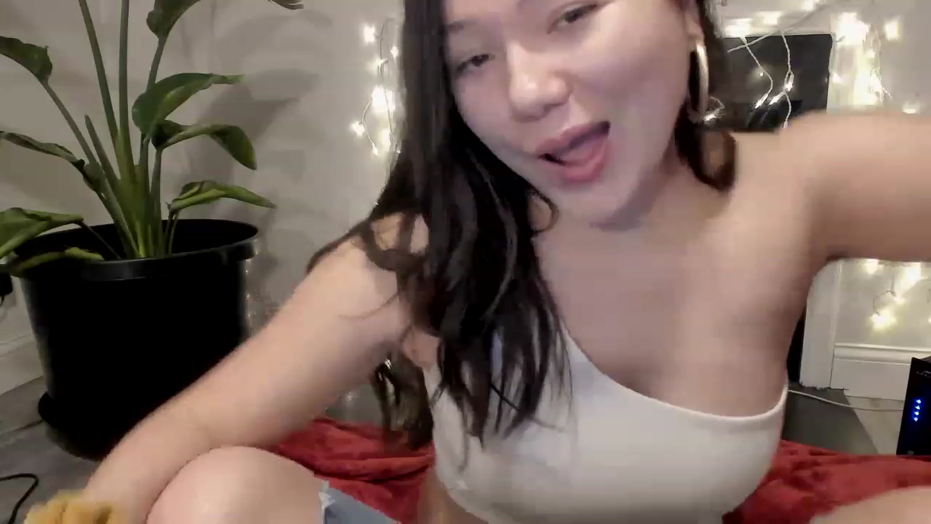 Gallery image thumbnail from asiadolll's myfreecams stream on, 02/21/2023, 01:23 image 12 of 20