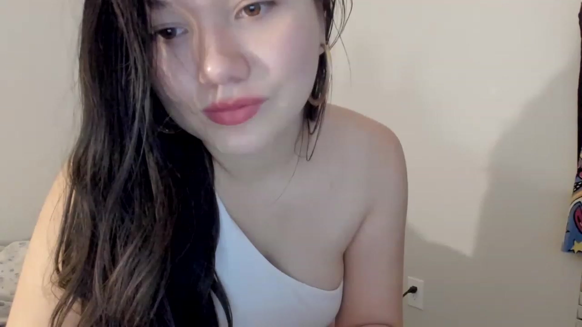 Gallery image thumbnail from asiadolll's myfreecams stream on, 02/21/2023, 06:29 image 8 of 20