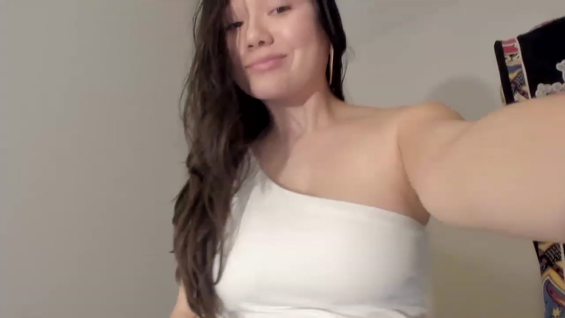 Gallery image thumbnail from asiadolll's myfreecams stream on, 02/21/2023, 06:29 image 1 of 20