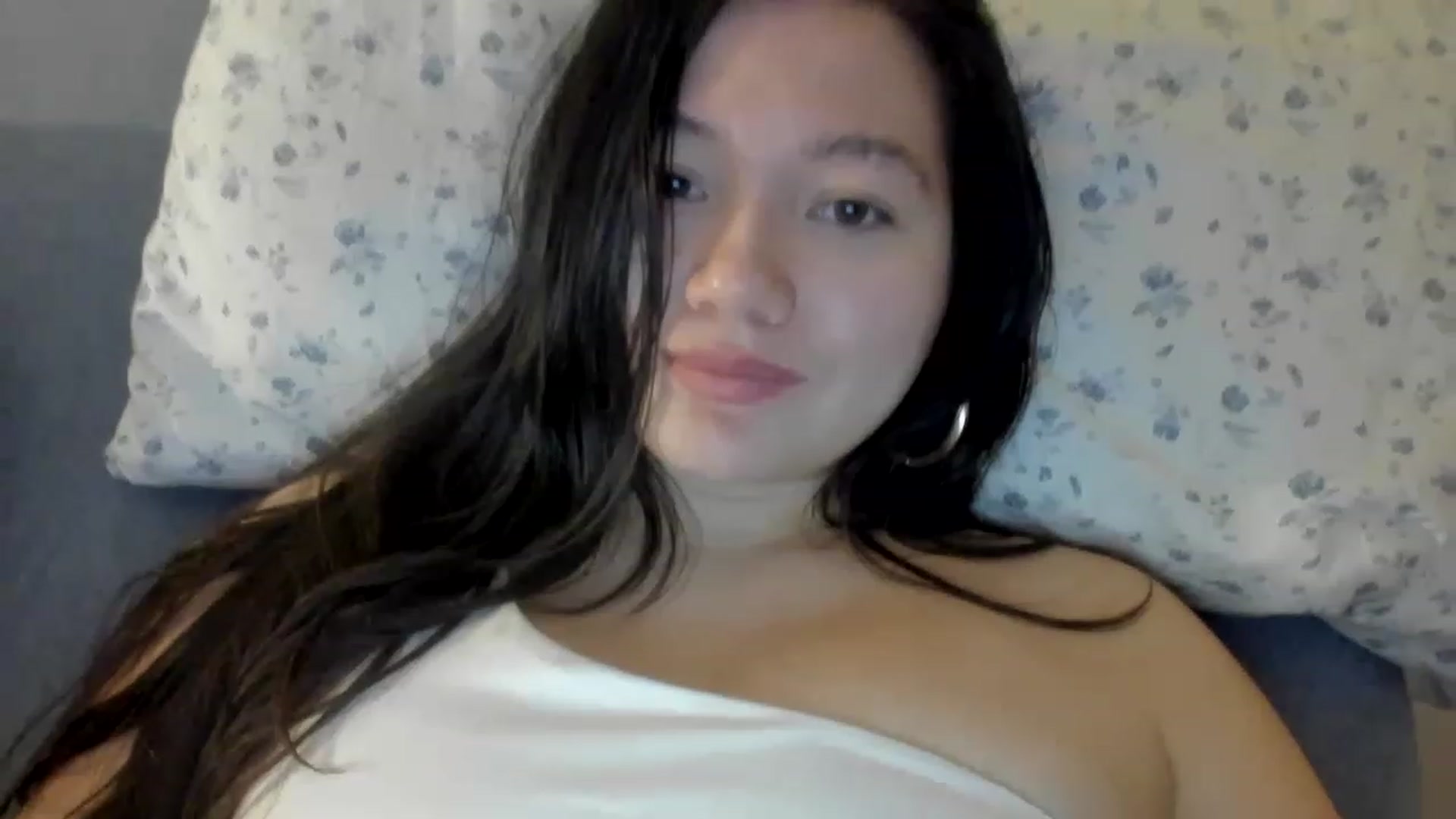 Gallery image thumbnail from asiadolll's myfreecams stream on, 02/21/2023, 07:01 image 13 of 20