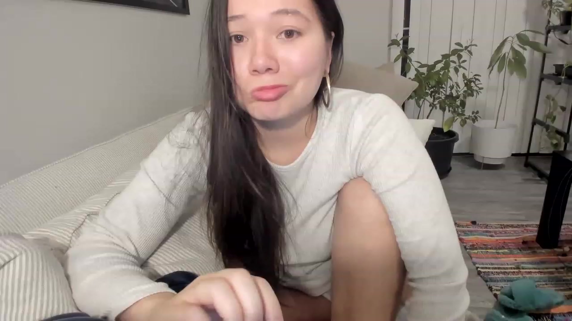 Gallery image thumbnail from asiadolll's myfreecams stream on, 03/21/2023, 06:10 image 10 of 20