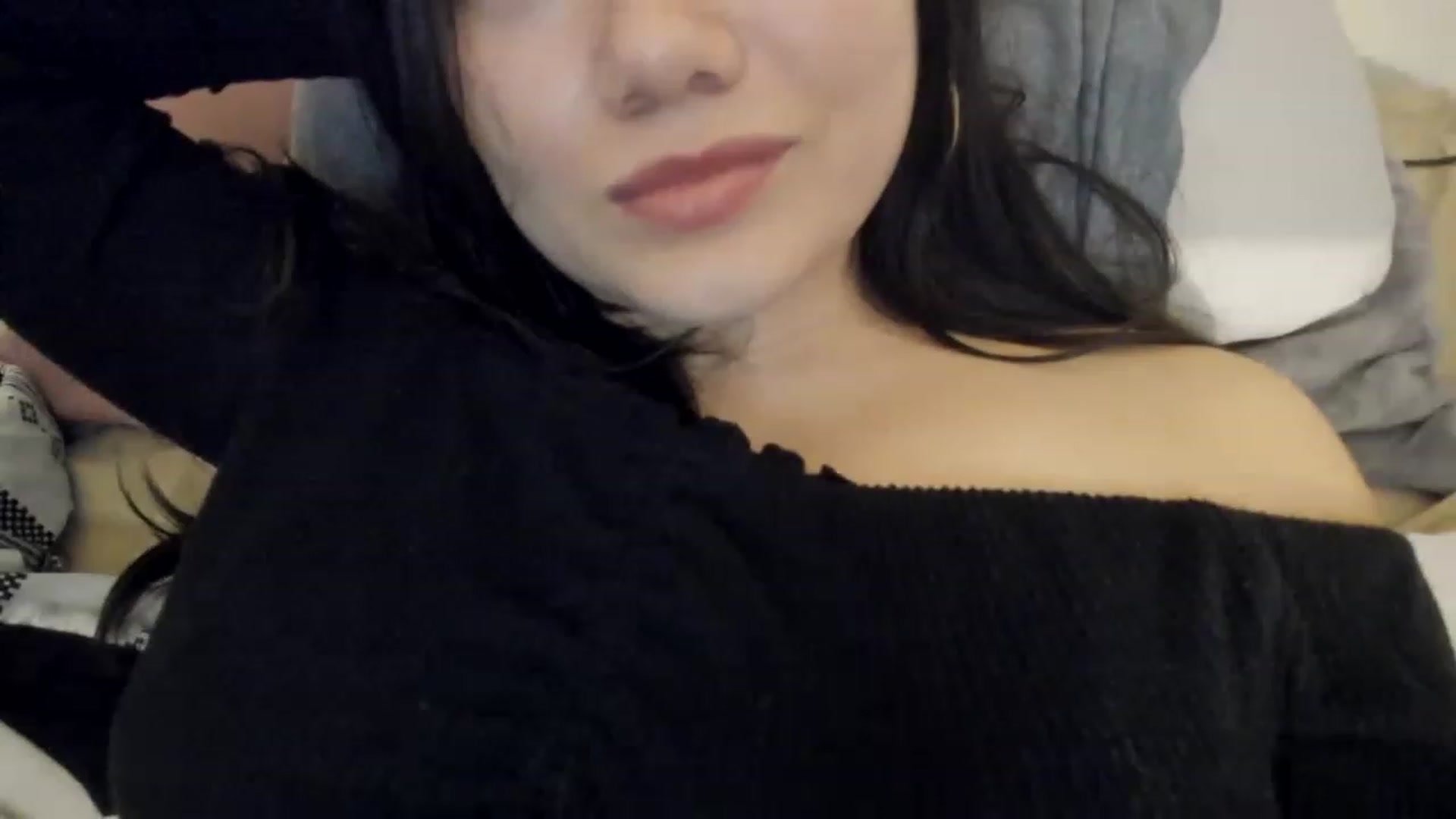 Gallery image thumbnail from asiadolll's myfreecams stream on, 03/24/2023, 03:40 image 4 of 20