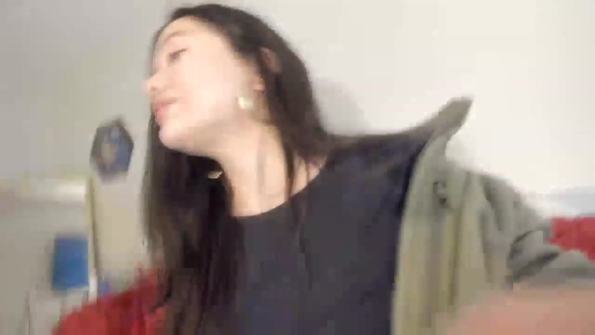 Gallery image thumbnail from asiadolll's myfreecams stream on, 04/02/2023, 21:22 image 18 of 20